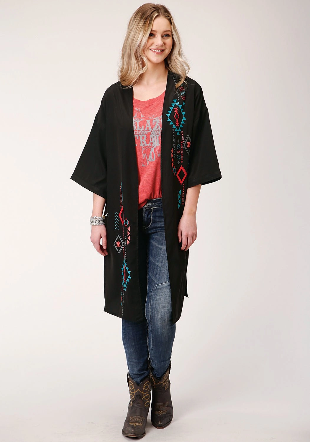 Snug & Stylish Layering Options Roper Womens Black Polyester Southwestern Kimono Cardigan