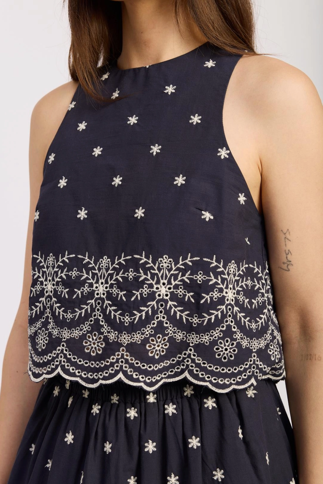 LayeredCollar Nara Top