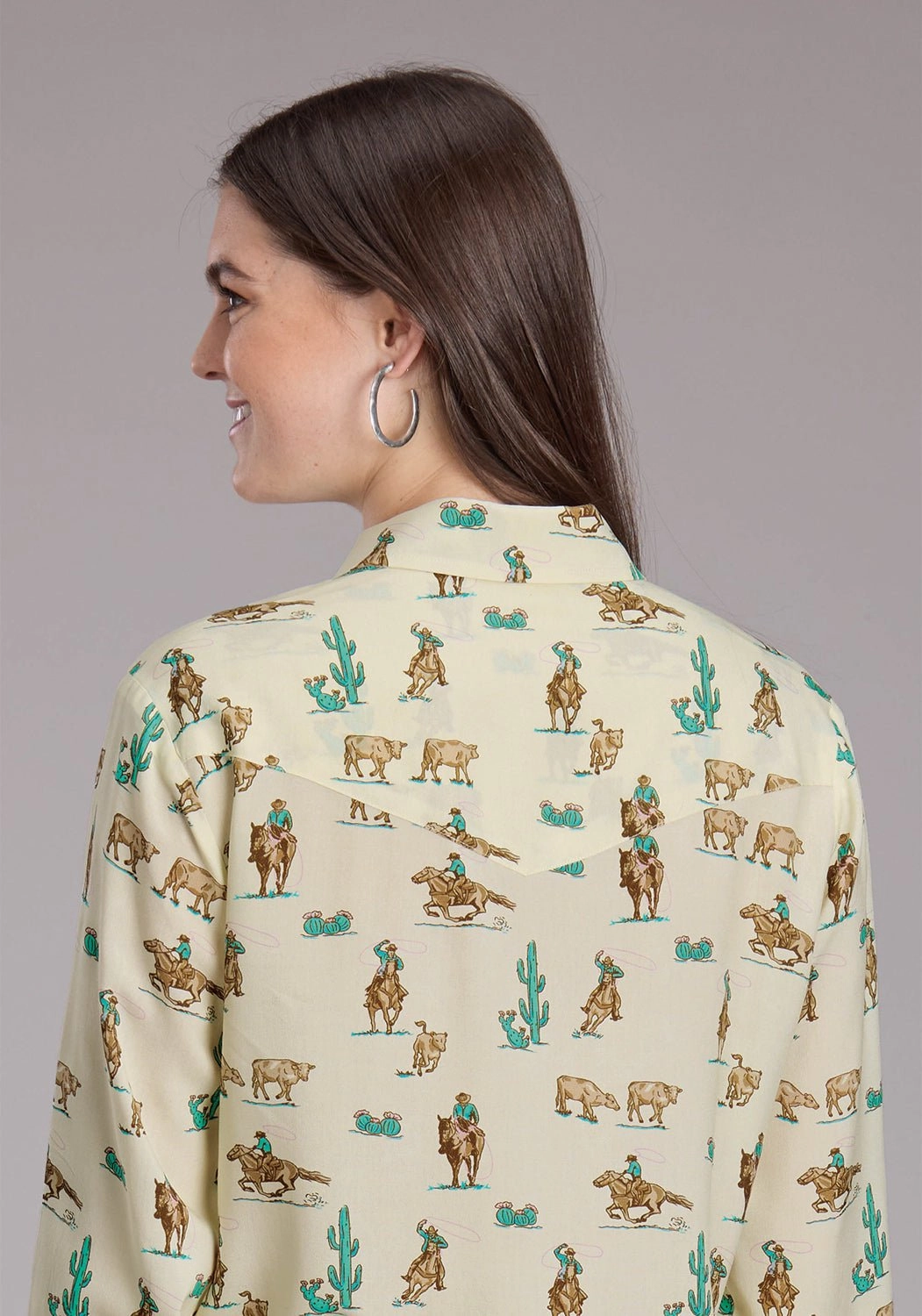 Night Out Bold colors Roper Womens 2424 Printed Ropers Cream 100% Rayon L/S Shirt