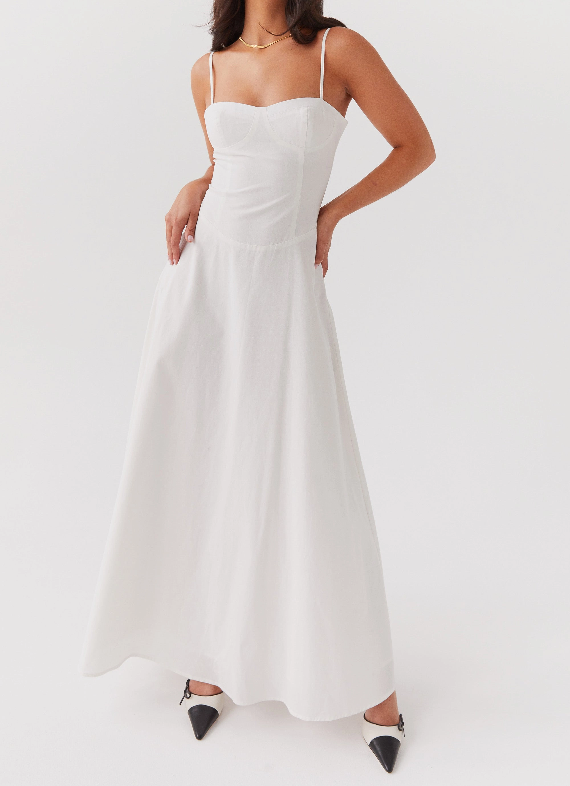 Classic Cut Insulated Warmth Angelina Linen Maxi Dress - White