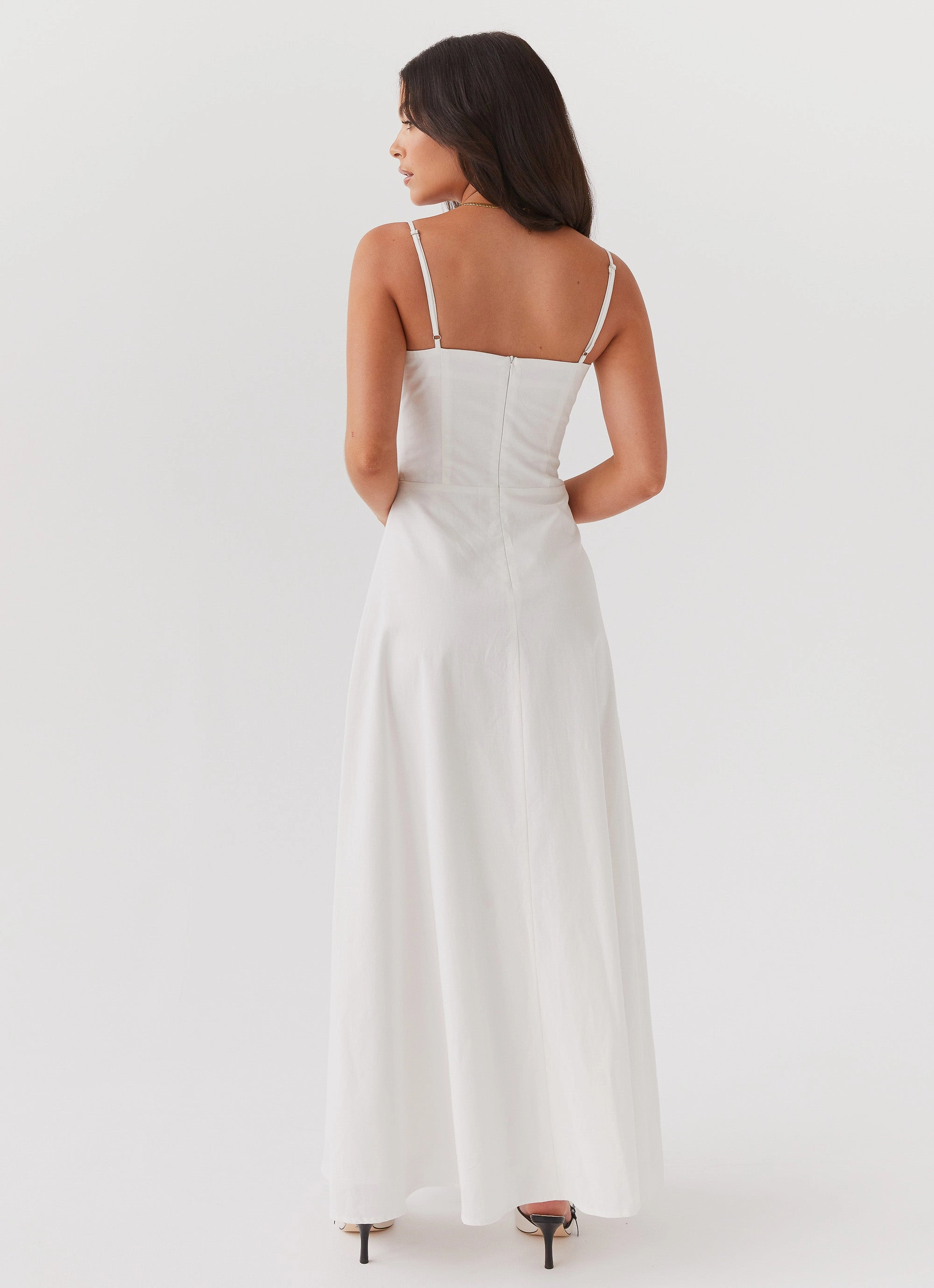 Sleek And Stylish Sleek Outerwear Angelina Linen Maxi Dress - White