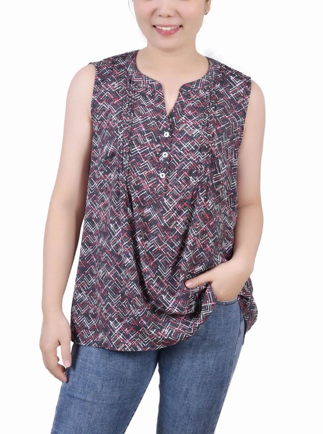 Petite Sleeveless Pintucked Blouse Loose cut Non Chafe Armholes