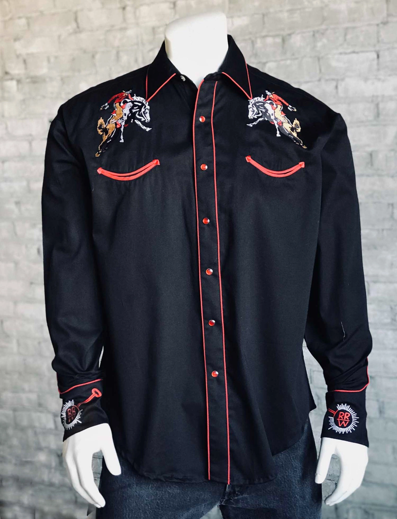 Sophisticated Elegance Embroidered Detail Rockmount Mens Black 100% Cotton Vintage Bronc L/S Shirt