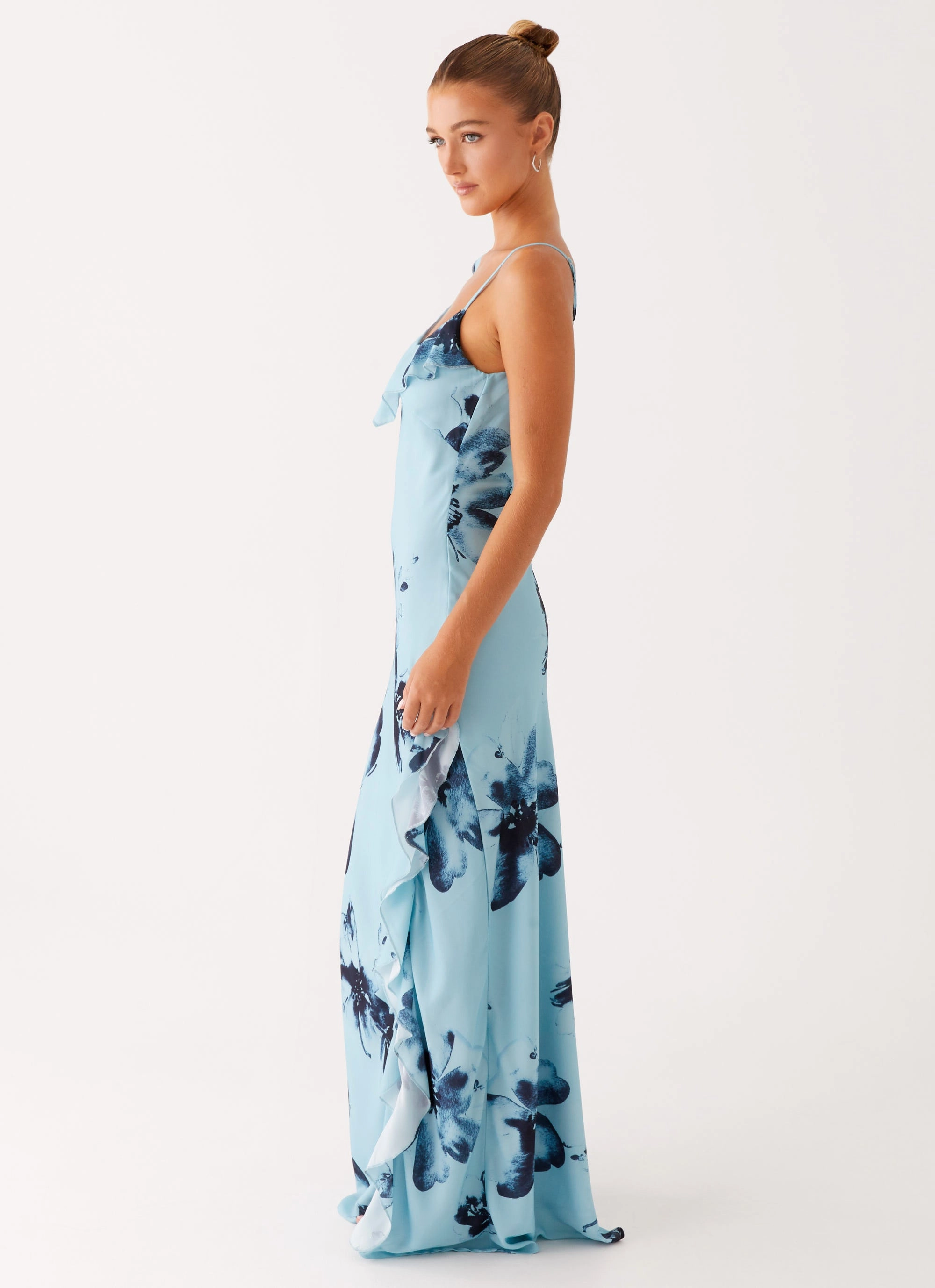 spring outfit Goldsmith Maxi Dress - Blue Black Floral