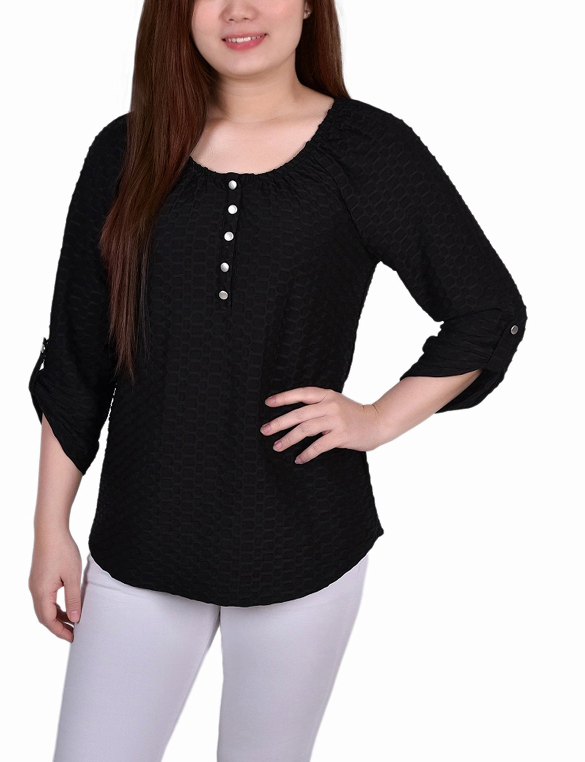 Petite 3/4 Sleeve Honeycomb Top NonRestrictive Cut
