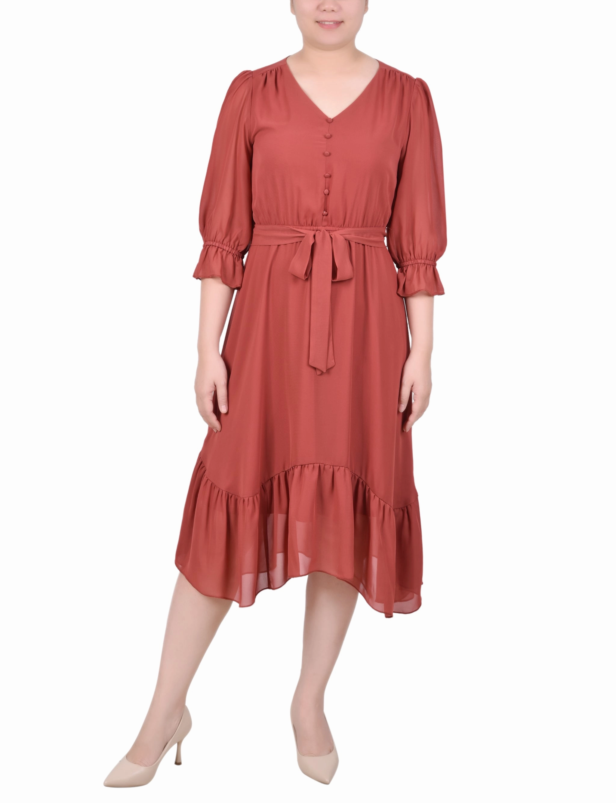 Dreamy Touch Petite 3/4 Sleeve V-Neck Flounced Dress