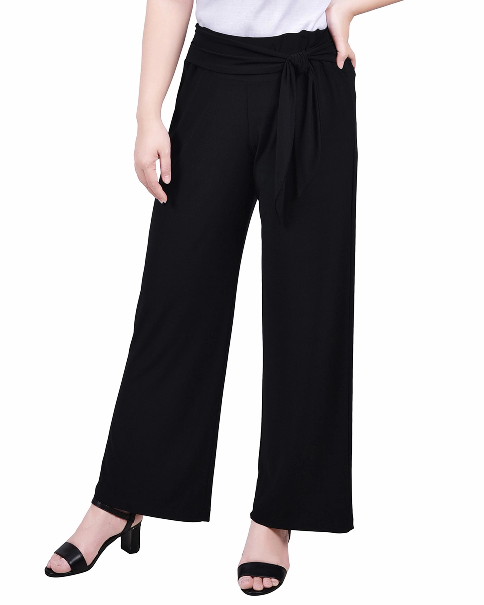 Comfortable Movement Petite Cropped Pull On Pants With Sash