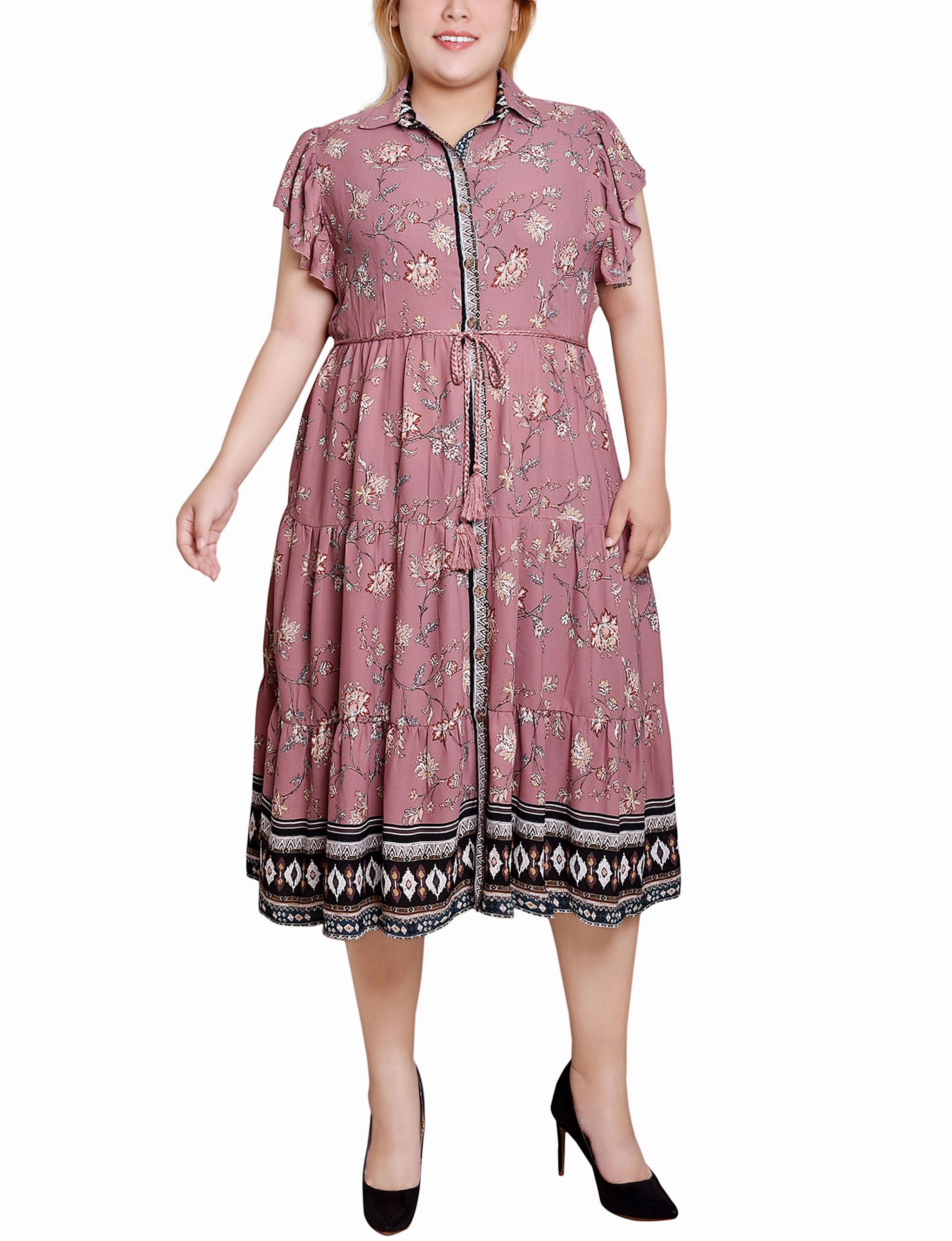 Event Perfect Plus Short Sleeve Tiered Border Print Dress