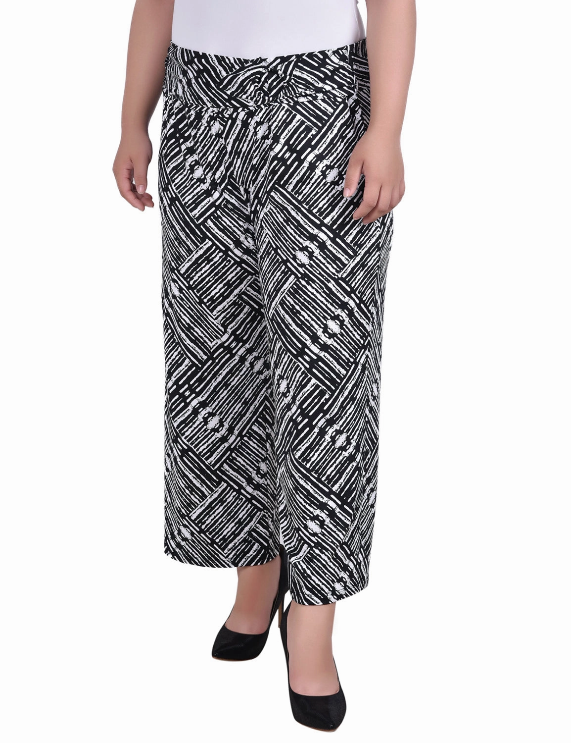 Plus Size Cropped Pull On Pants With Faux Belt Quick Release Closure