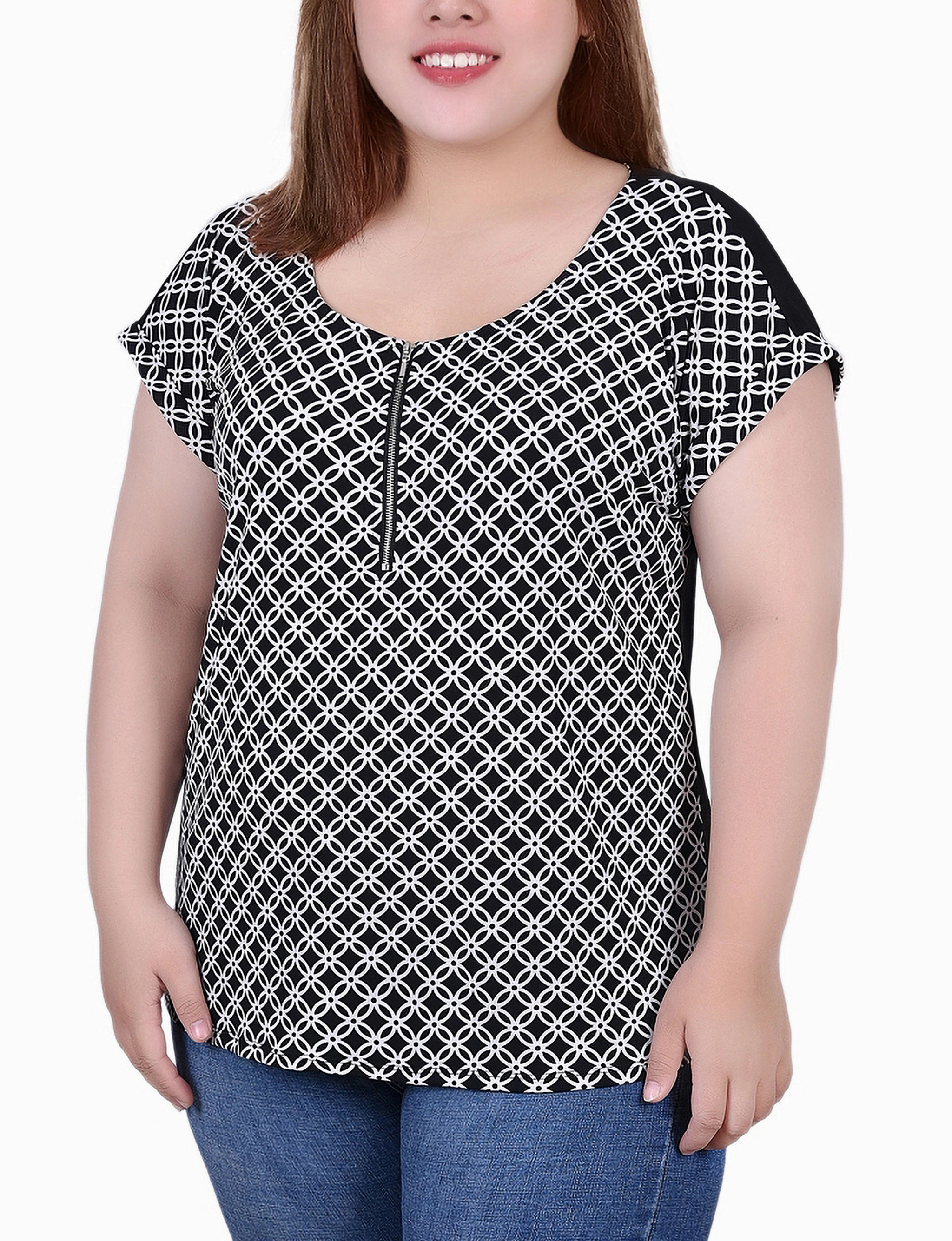 NonChafeCollarTech Plus Size Short Sleeve 1/2 Zip Knit Top
