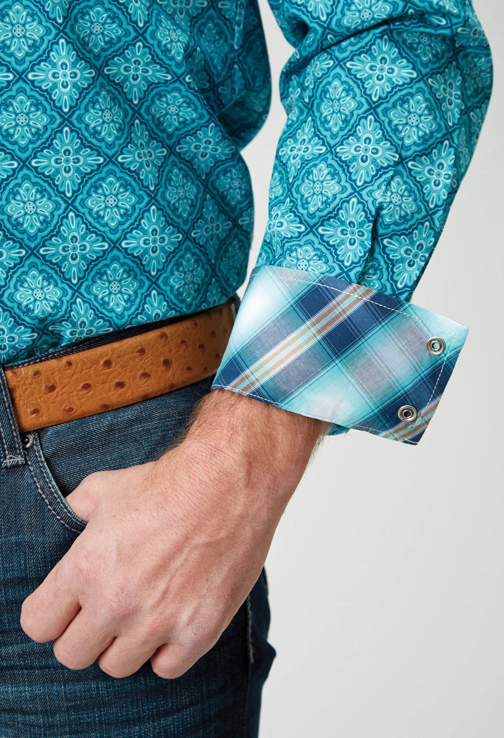 Roper Mens Lake Medallion Blue 100% Cotton L/S Shirt Stretchable Material