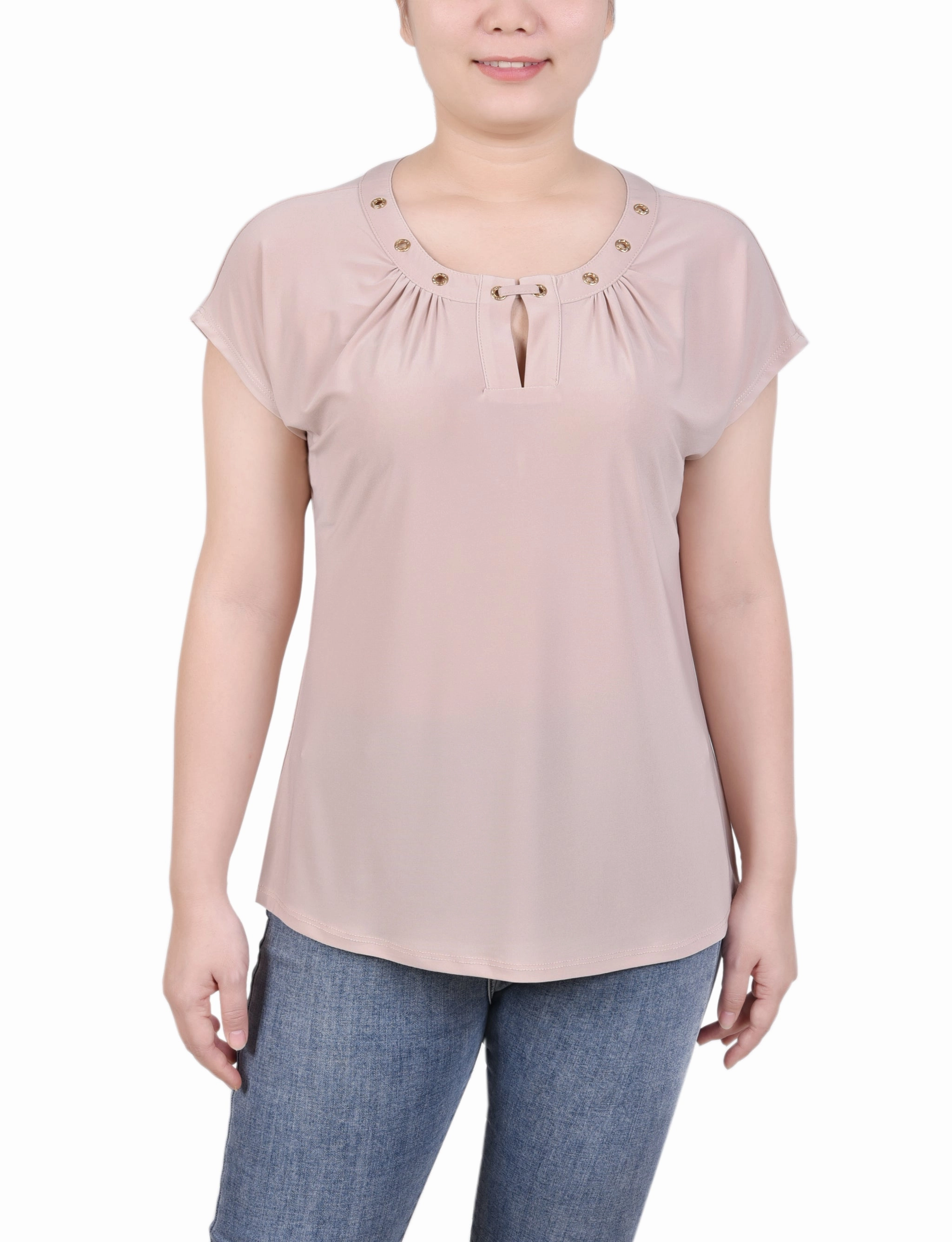 Tagless Labeling Professional Look Short Extended-Sleeve Grommet Neck Knit Top