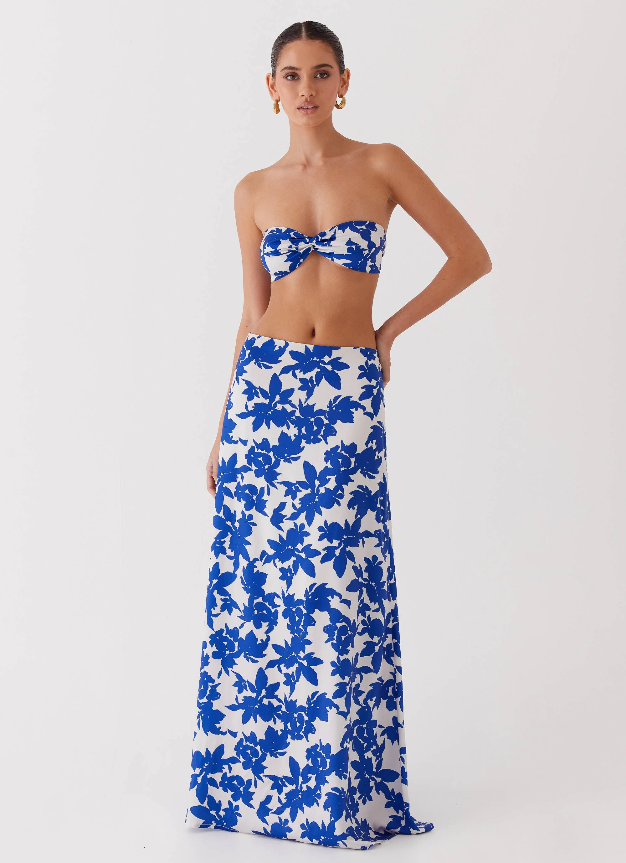 Sky Gaze Twist Top - Blue Floral AntiBacterial Coating