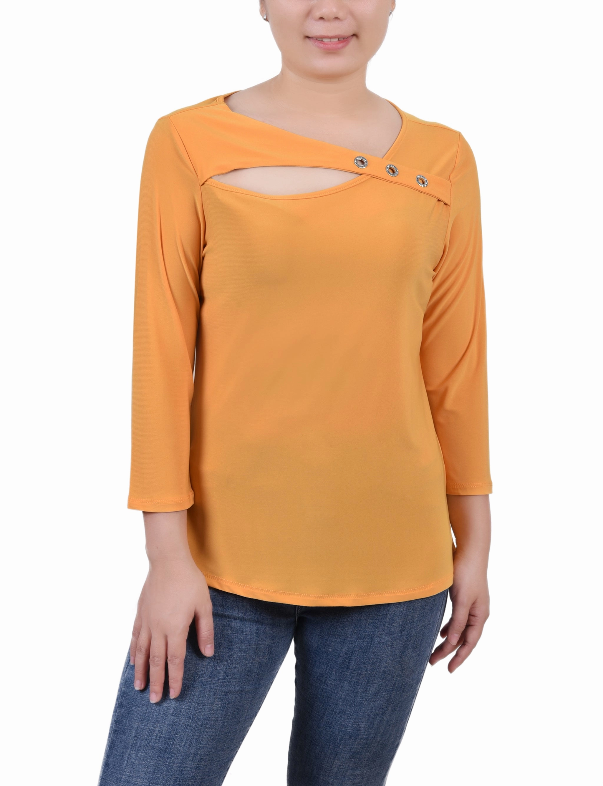 Minimalist Cuff Wrinkle resistant fabric 3/4 Sleeve Cutout Top