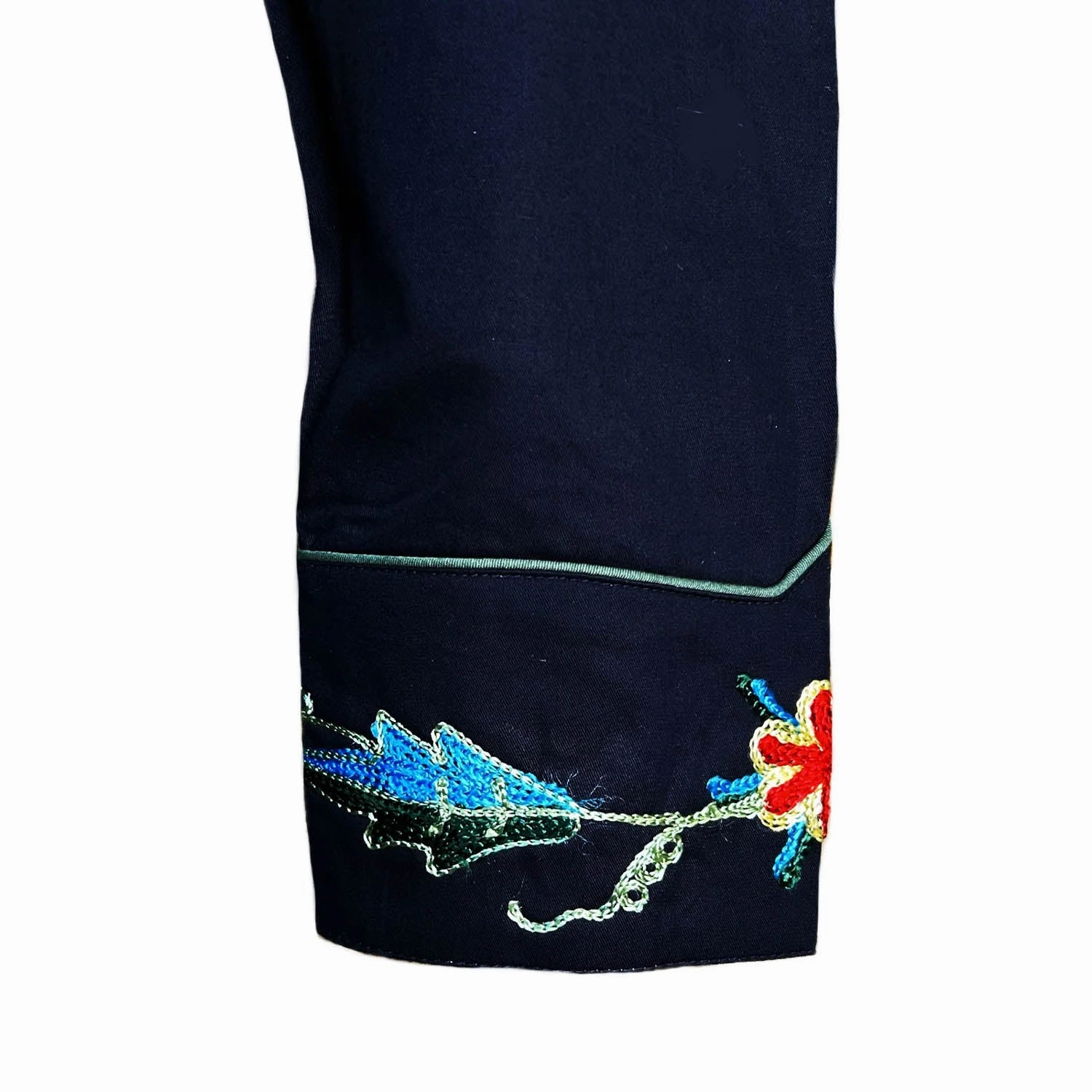 Rockmount Womens Floral Embroidered Western Black 100% Cotton L/S Shirt Sophisticated Style Summer Vibes