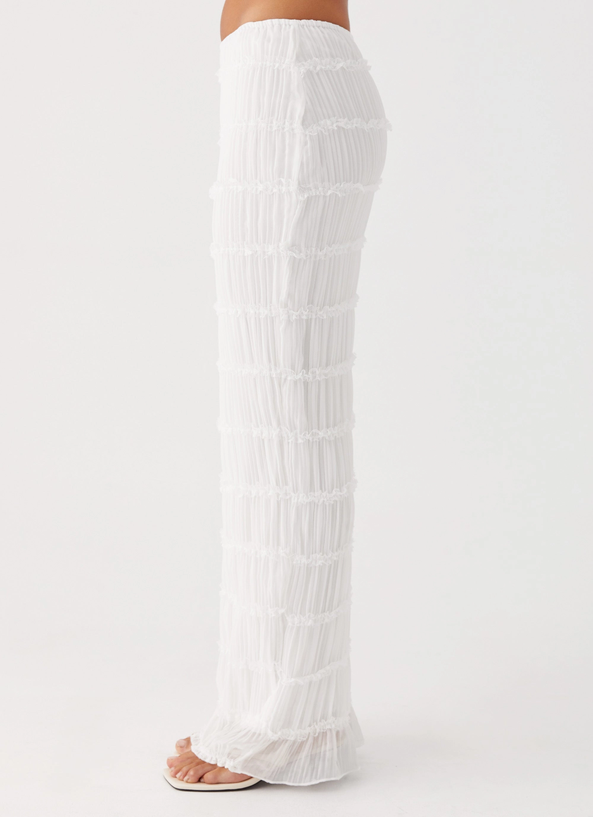 Clean Lines Daydreaming Low Rise Maxi Skirt - White