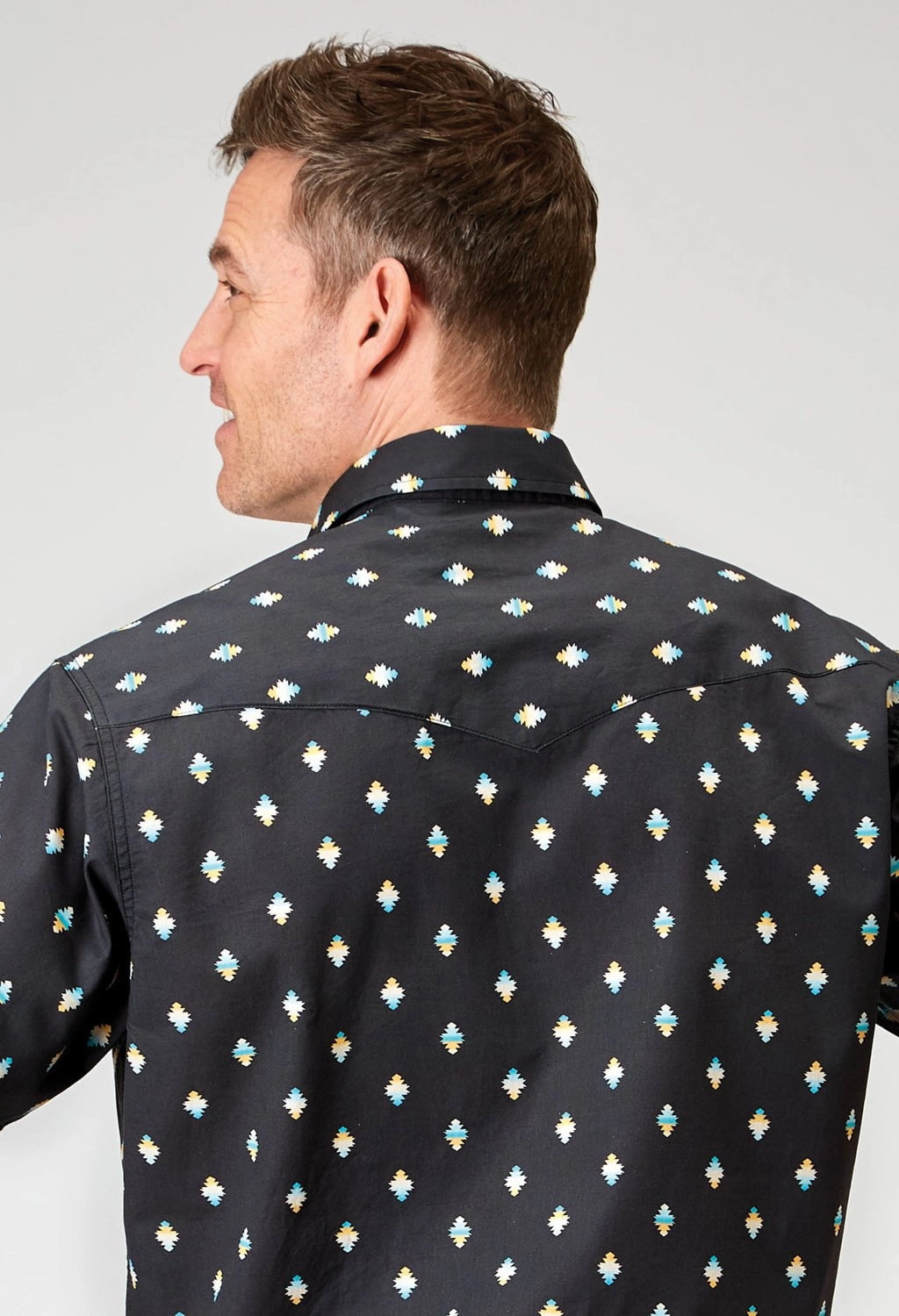 Mix-And-Match Roper Mens 1897 Ombre Aztec Black 100% Cotton S/S Shirt