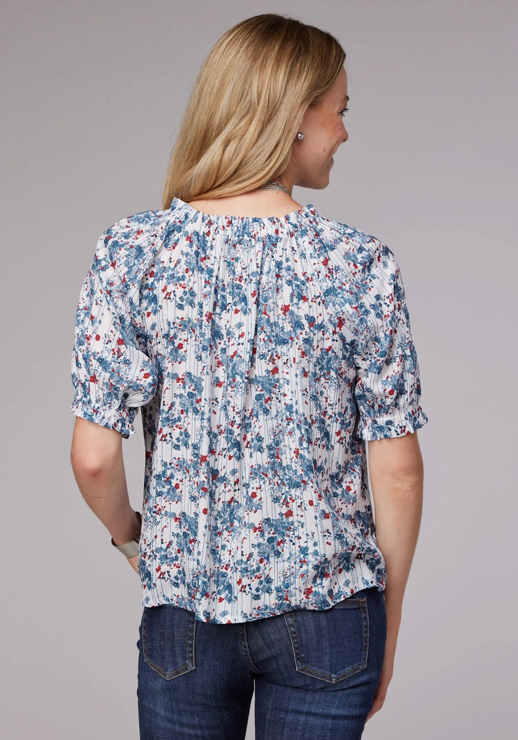 Breathable Underarm Vents Roper Womens 2074 Ditzy Floral White 100% Rayon S/S Blouse