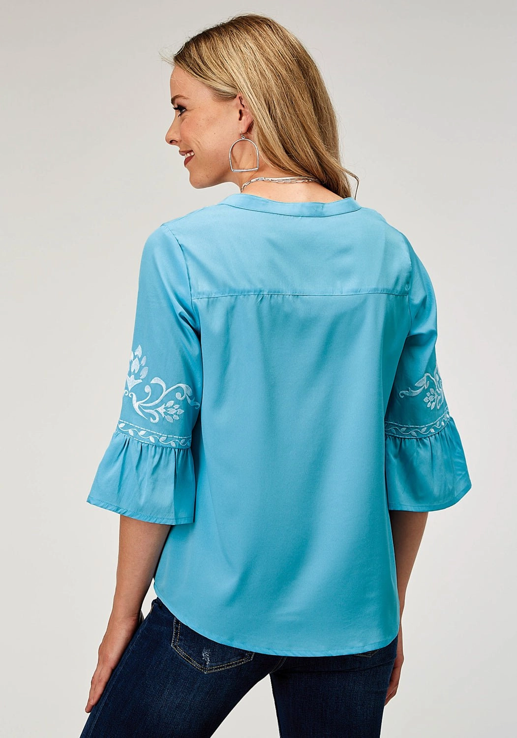 Roper Womens Bell Sleeve Embroidery Blue 100% Polyester S/S Blouse Travelers Choice