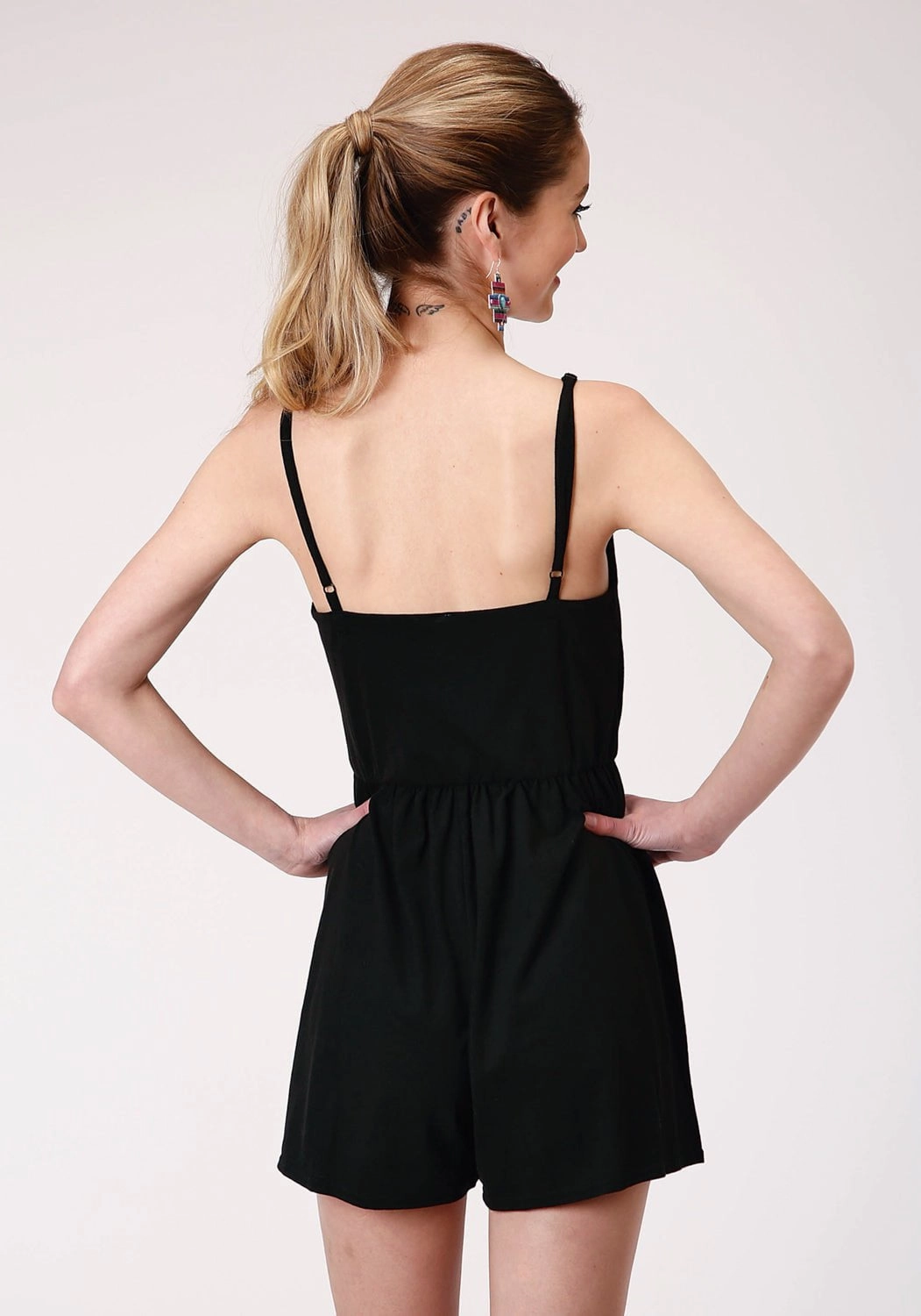 Brushed Interior Effortless Look Roper Womens Black Poly/Rayon Strappy Romper S/L Jumper