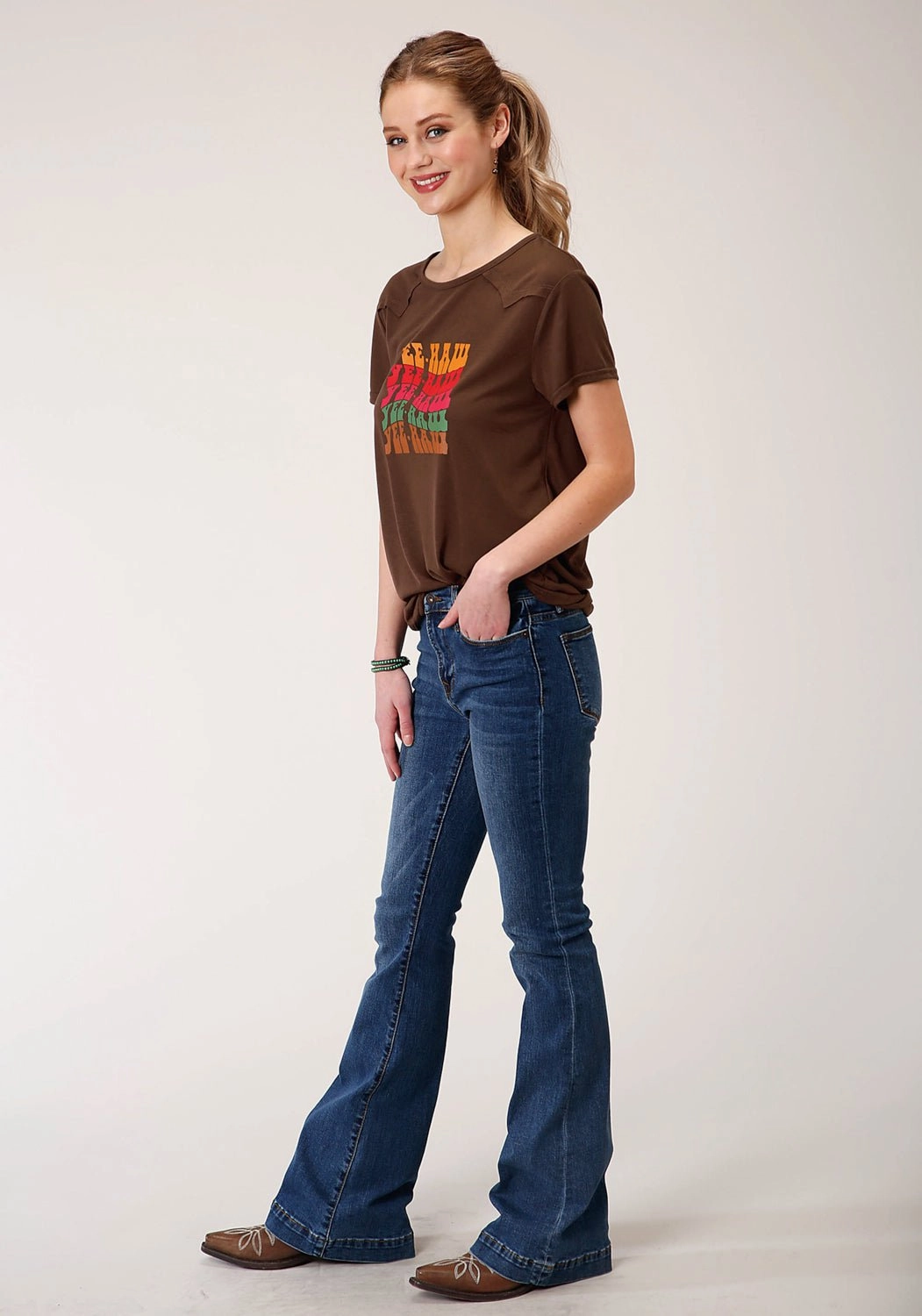 Seamless construction Roper Womens Brown Poly/Rayon YeeHaw S/S T-Shirt