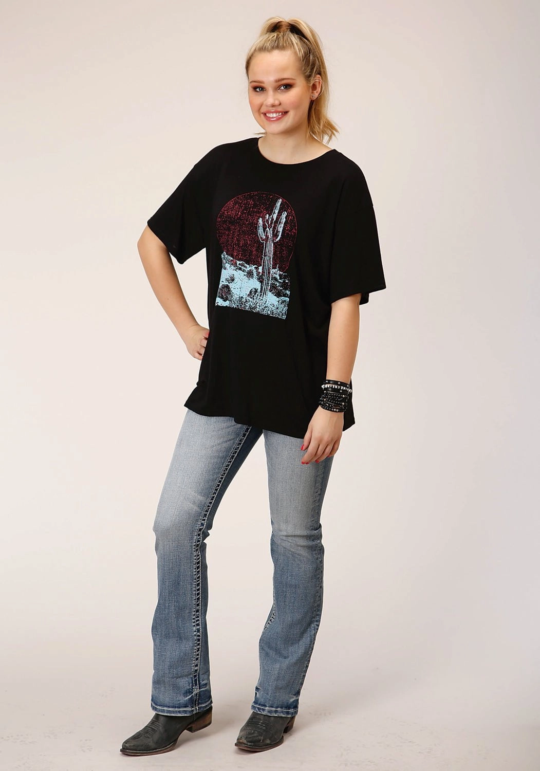 Layering Piece Urban Edge Roper Womens Cactus Moon Black Poly/Rayon S/S T-Shirt