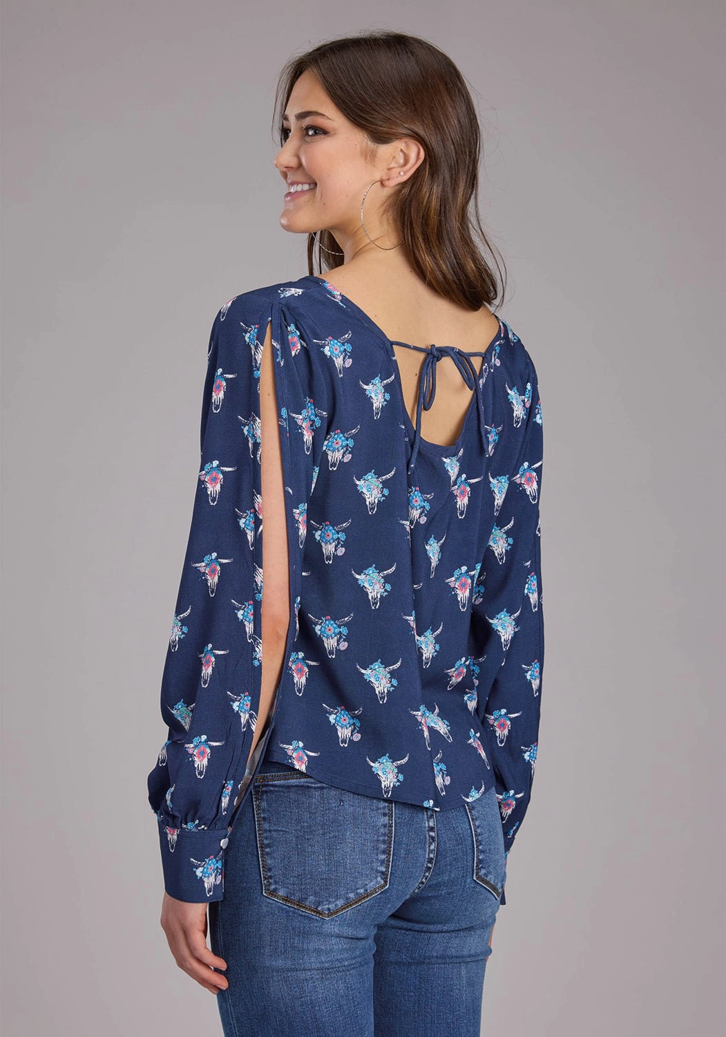 Roper Womens Cow Skulls Swing Blue 100% Rayon L/S Blouse Layered Design