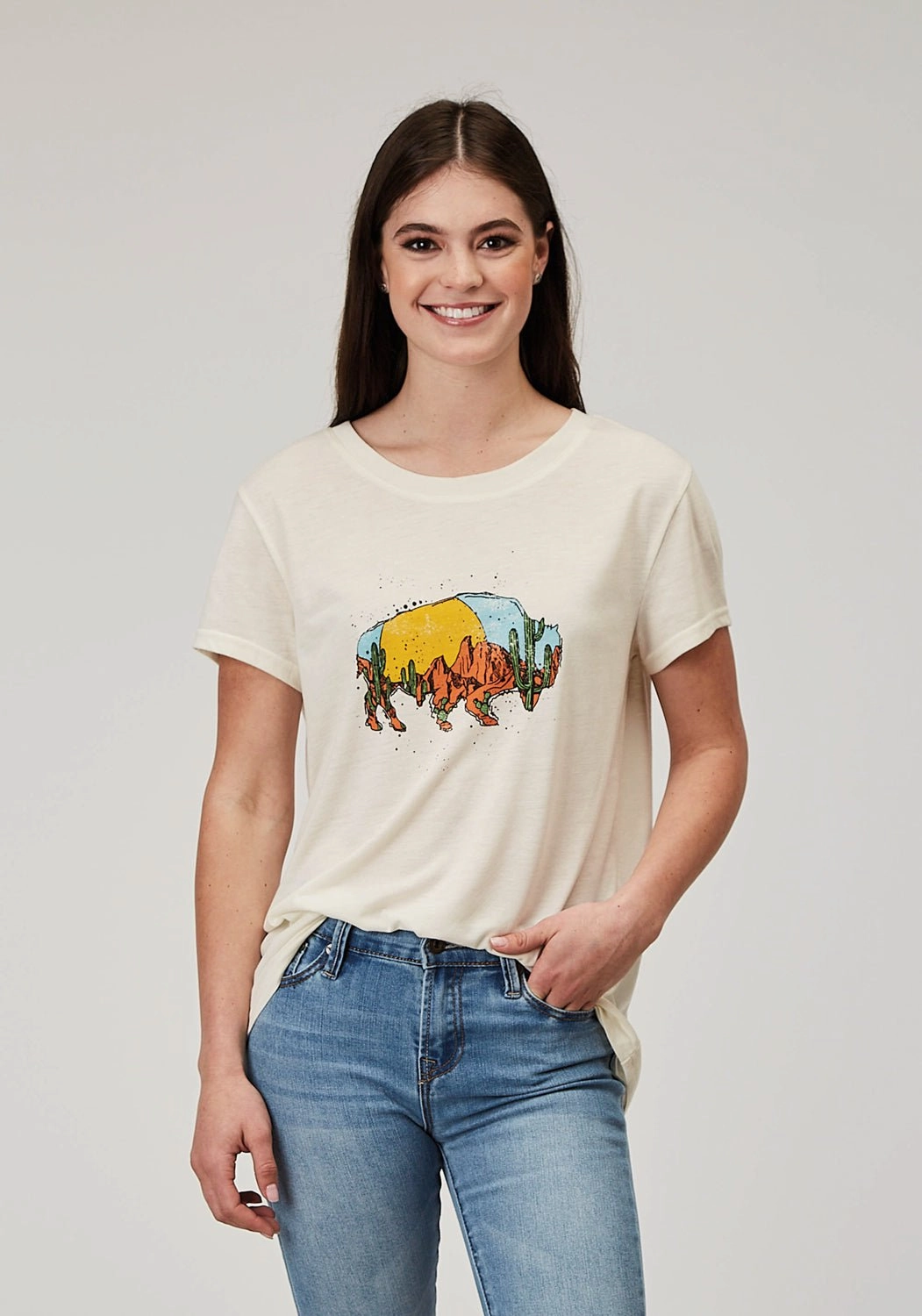 Roper Womens Desert Buffalo Cream Poly/Cotton S/S T-Shirt Compact Packing Classic Appeal