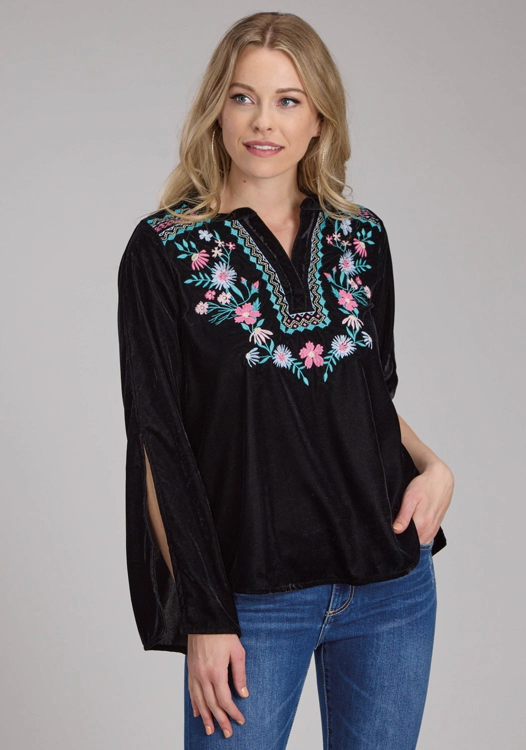 Affordable Luxury Roper Womens Floral Velvet Black 100% Rayon L/S Blouse