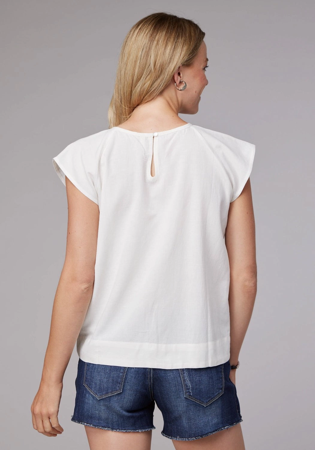 Subtle patterns Roper Womens Flutter Raglan White Cotton Blend S/S T-Shirt
