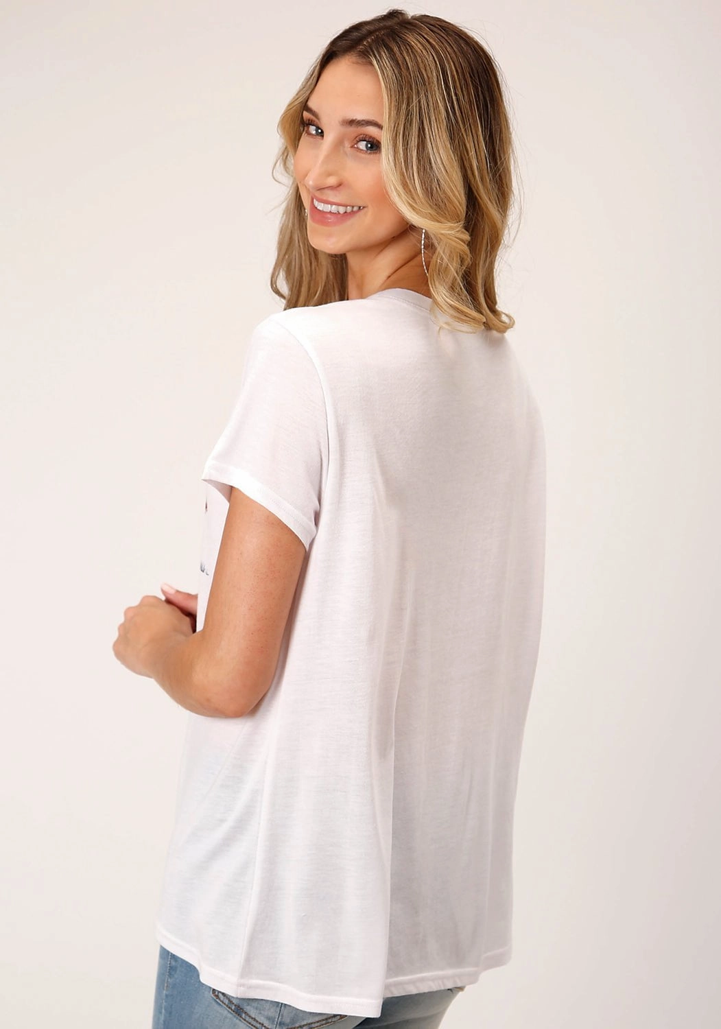 Roper Womens Patriotic Buffalo White Poly/Rayon S/S T-Shirt Urban Wear Thermoregulating Layer