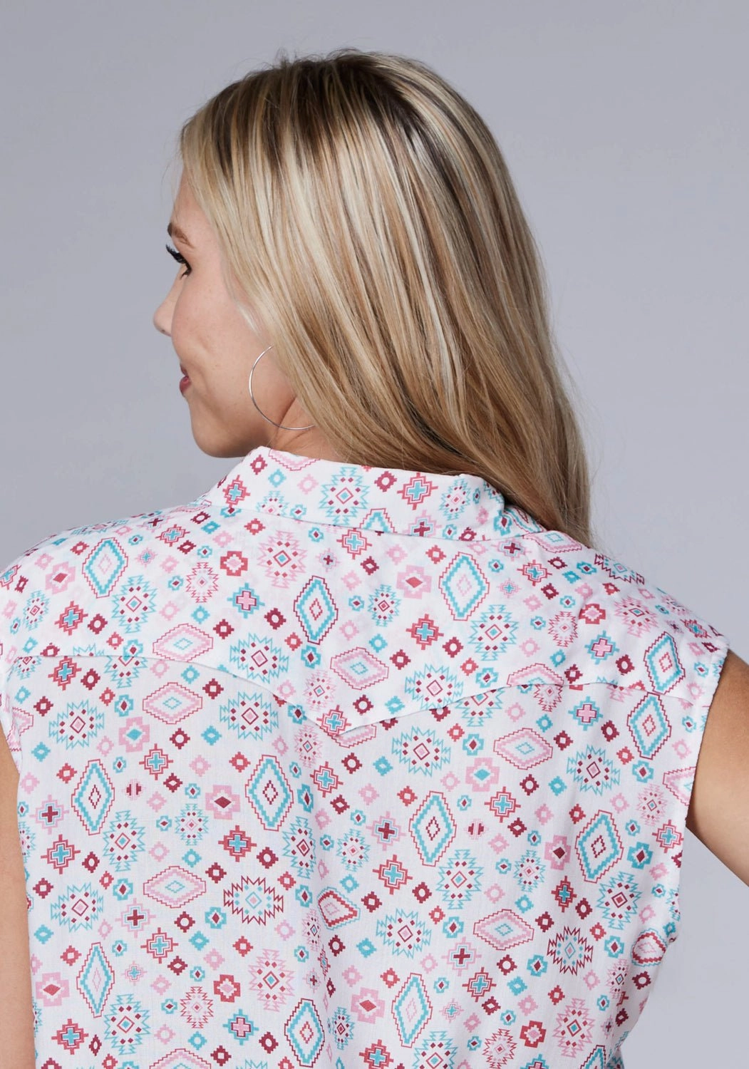 Bold Print Roper Womens Scattered Aztec Multi-Color 100% Rayon S/L Blouse