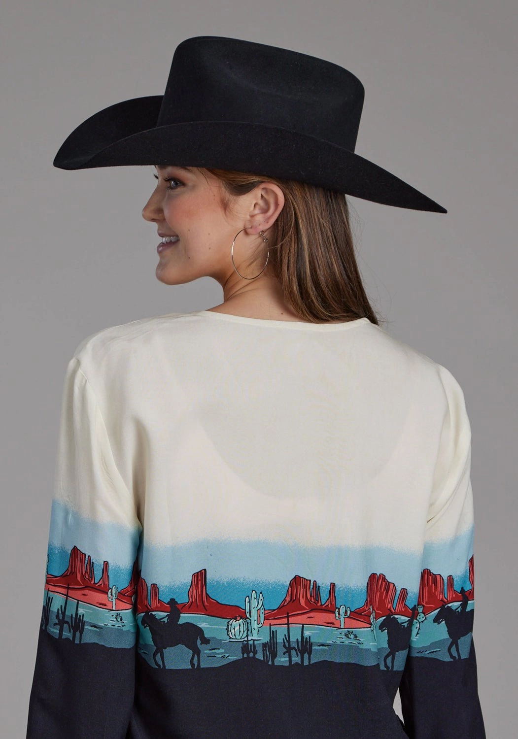 Tropical theme Roper Womens Western Border V-Neck Black 100% Rayon L/S Blouse