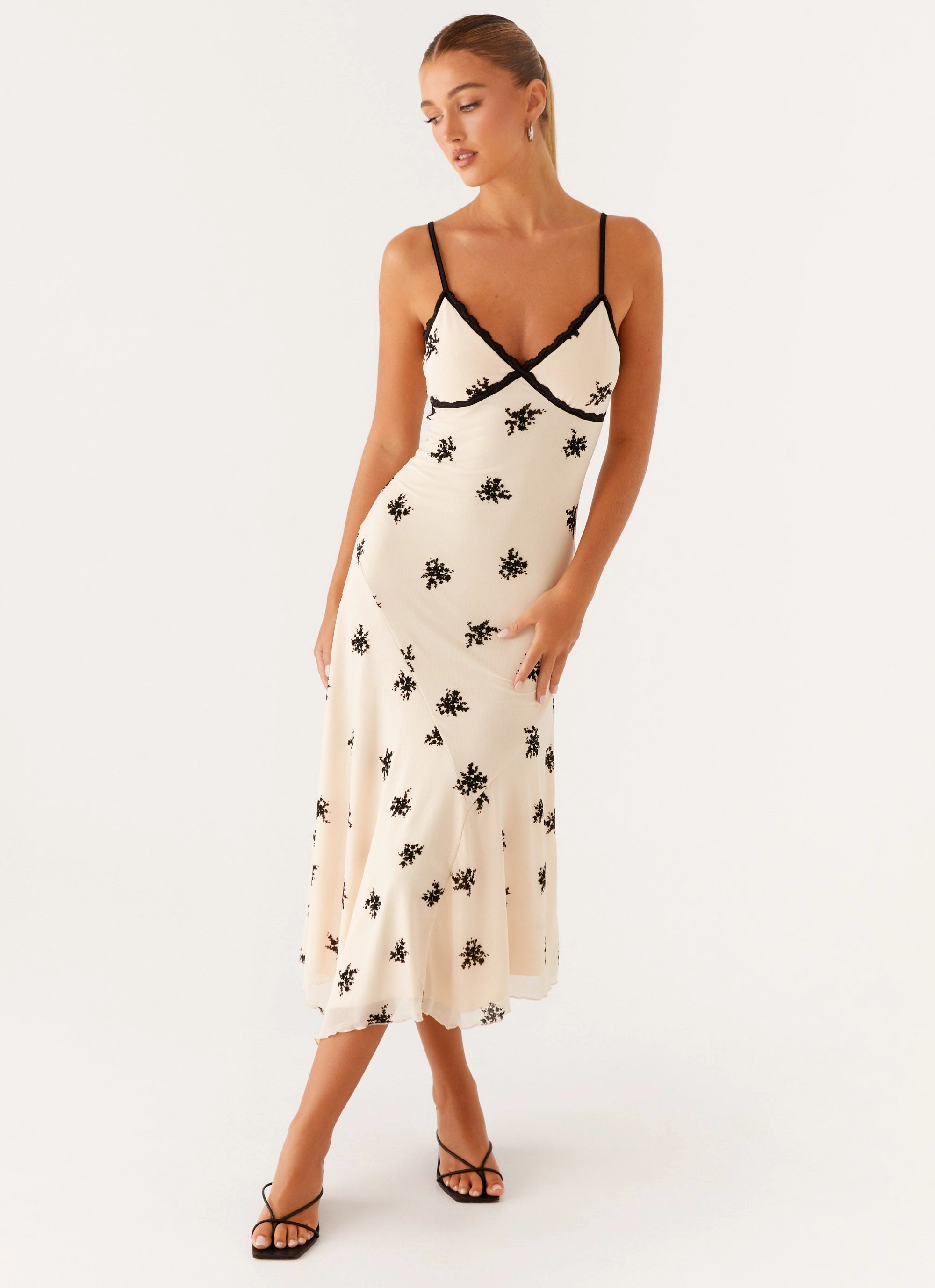 sporty wear City Commuter Amelia Midi Dress - Nude