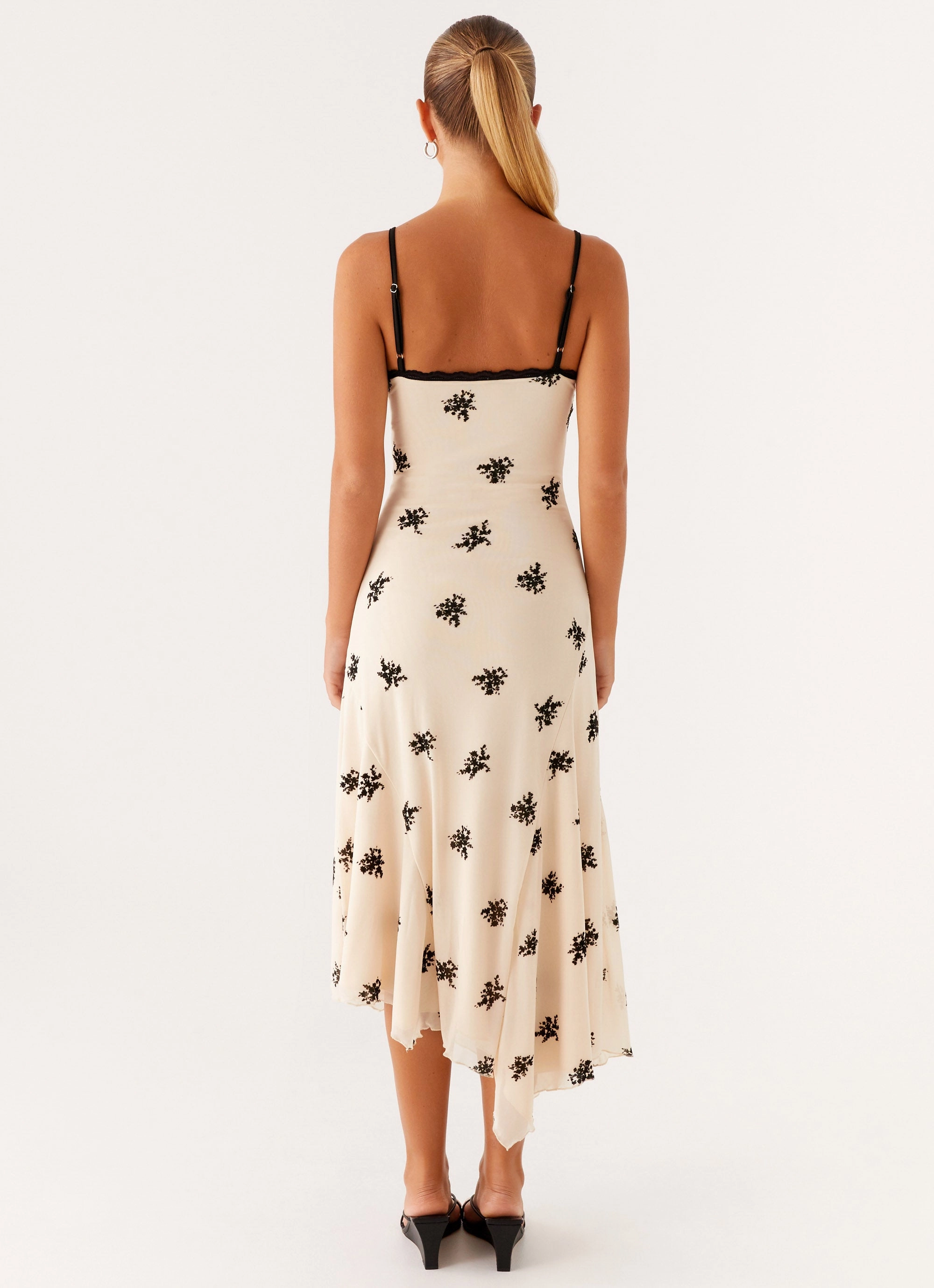 Insulated Coat Modern Coat Amelia Midi Dress - Nude