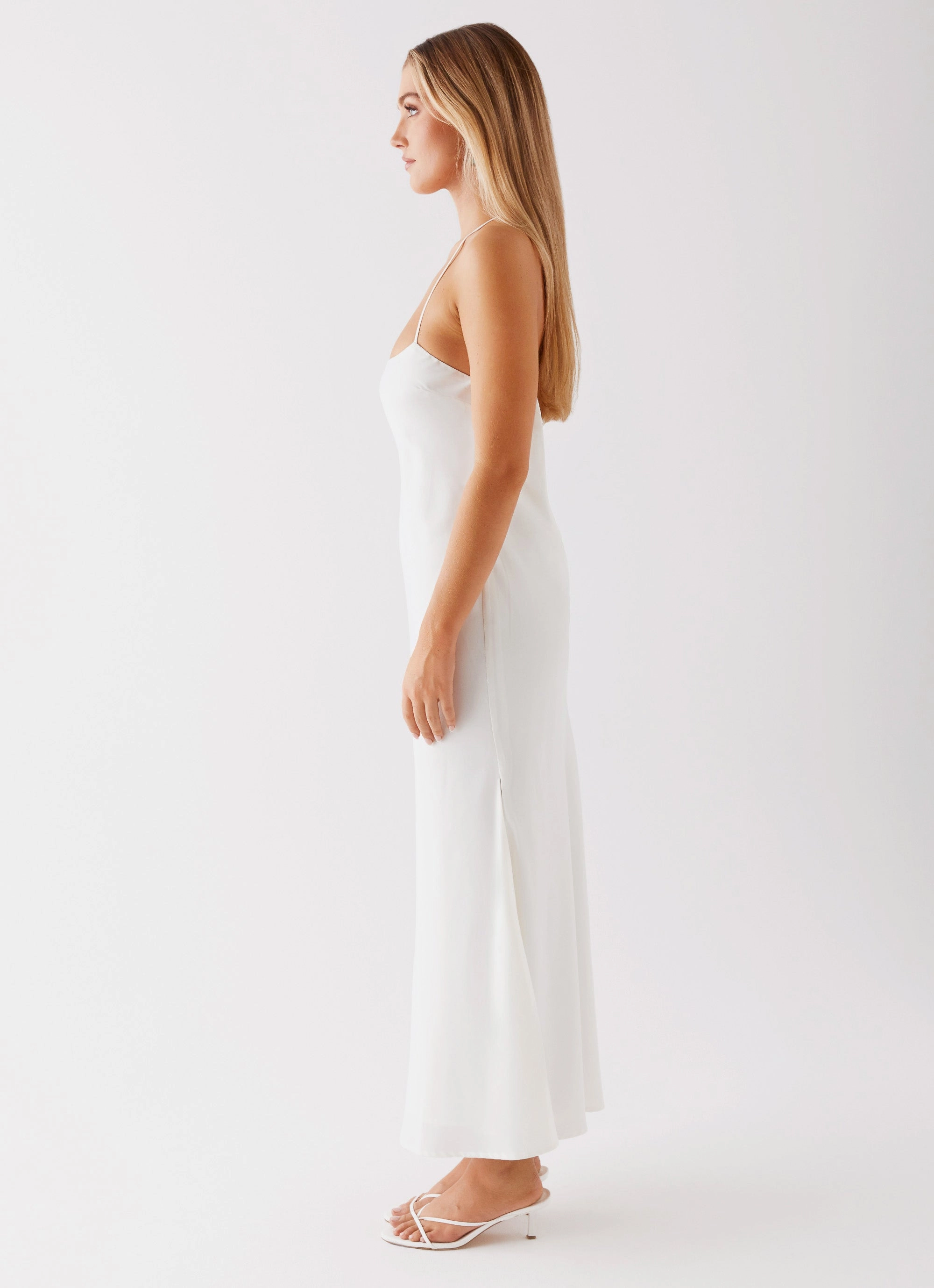 Short Sleeve Fashionable appearance Runway Royalty Maxi Dress - White