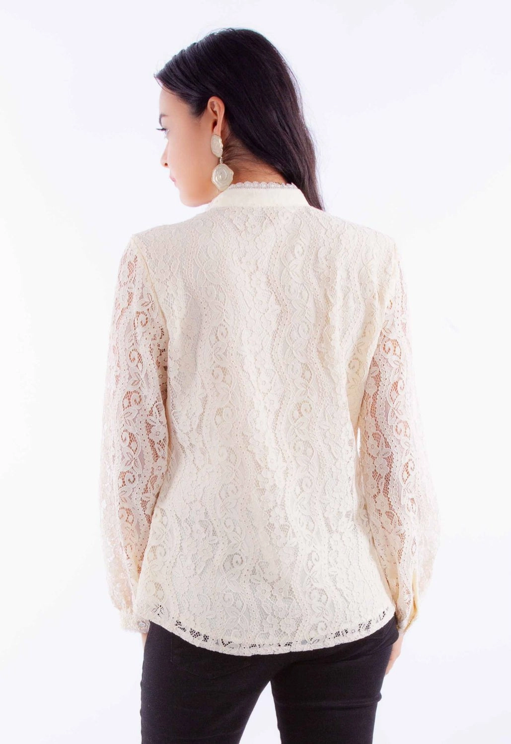 Anti Pill Treatment Inner Layer Scully Womens Allover Lace Ivory Cotton Blend L/S Blouse