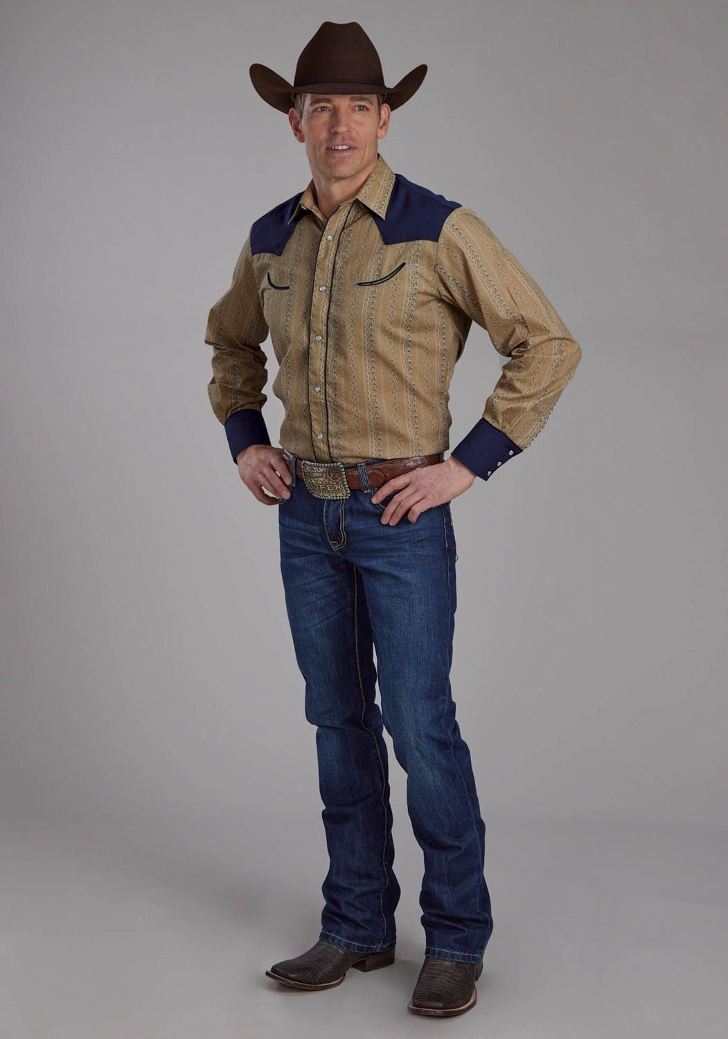 Smooth Finish Neutral Toned Stitching Roper Mens 2233 Wallpaper Tan/Navy Cotton Blend Retro L/S Shirt