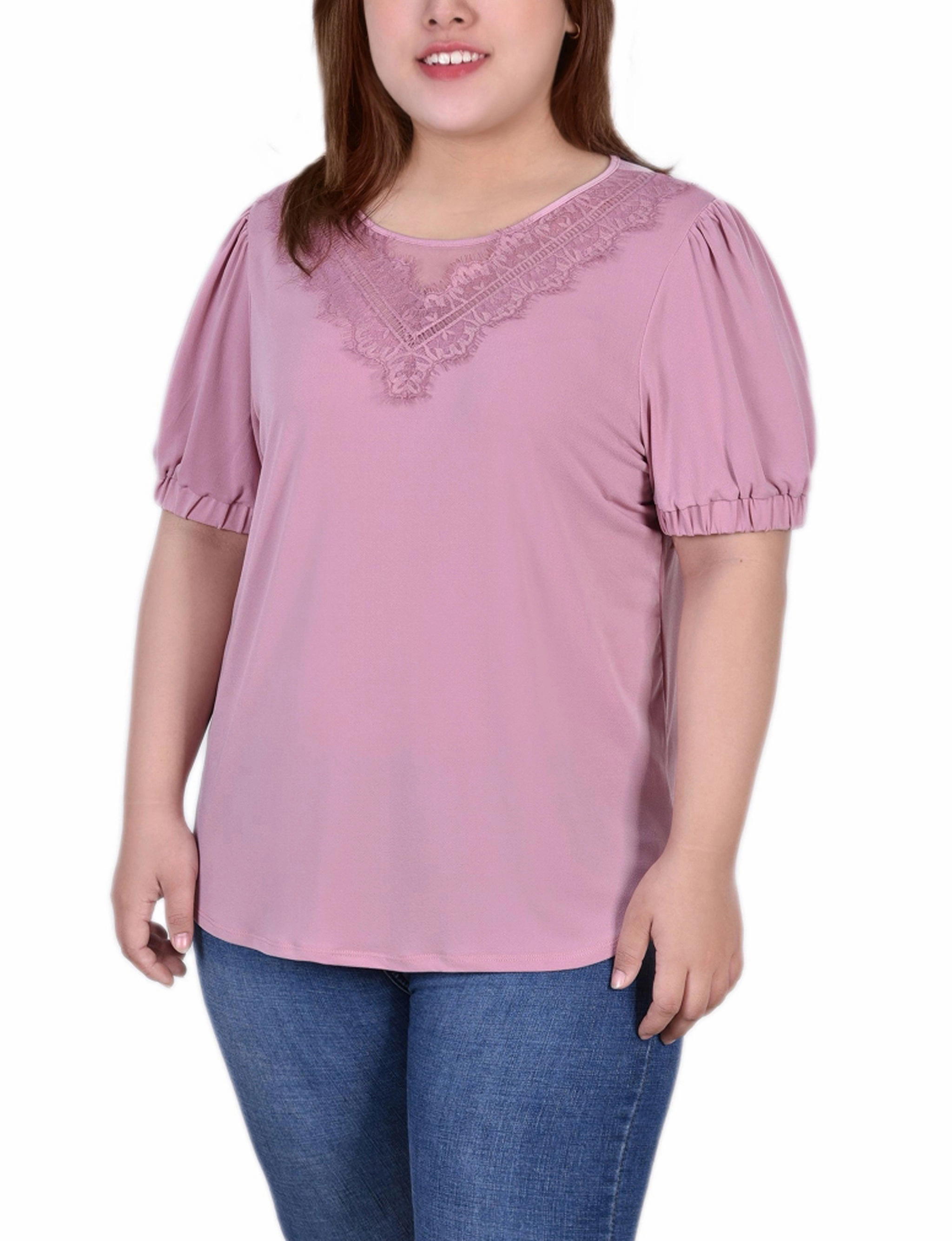 ButtonDownCollar Stretchable Neckline Plus Size Short Puff Sleeve Top With Lace