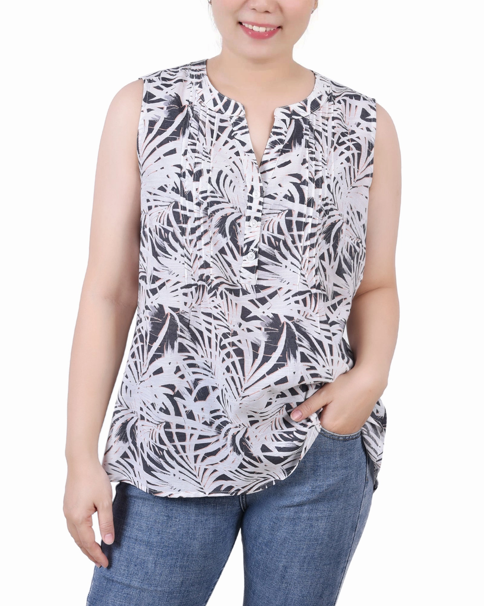 Brushed Interior Sleeveless Pintucked Blouse