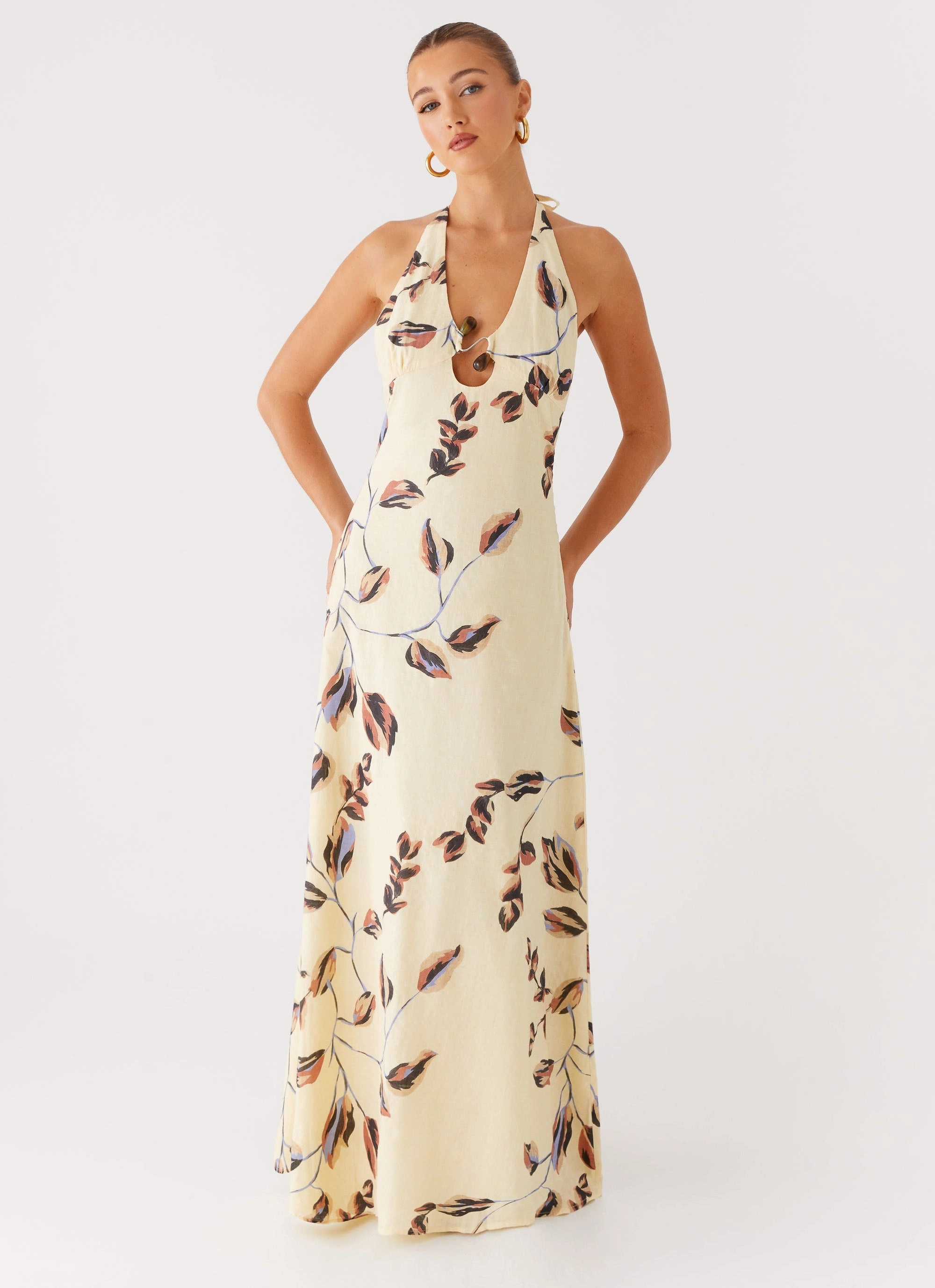 Elvina Halter Neck Maxi Dress - Buttercream Bliss Casual Fashion