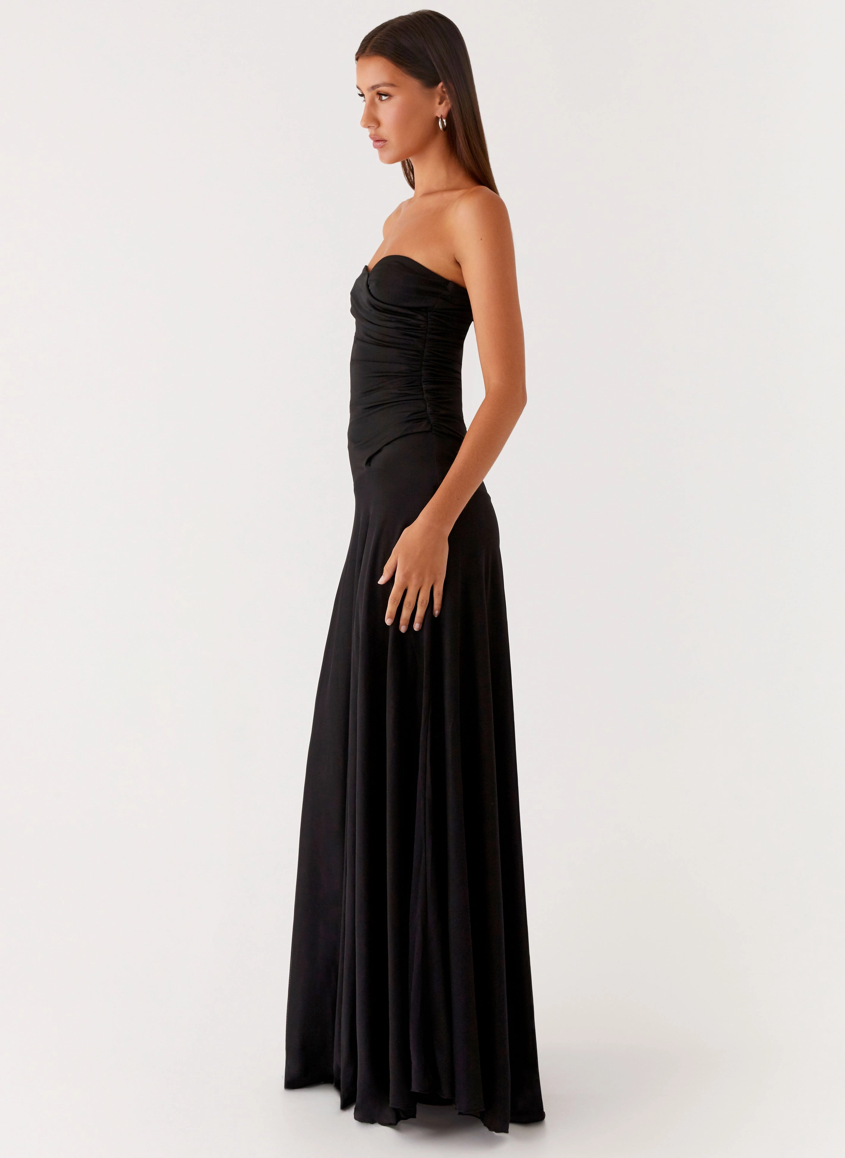 Comfy Outerwear Ruben Maxi Dress - Black