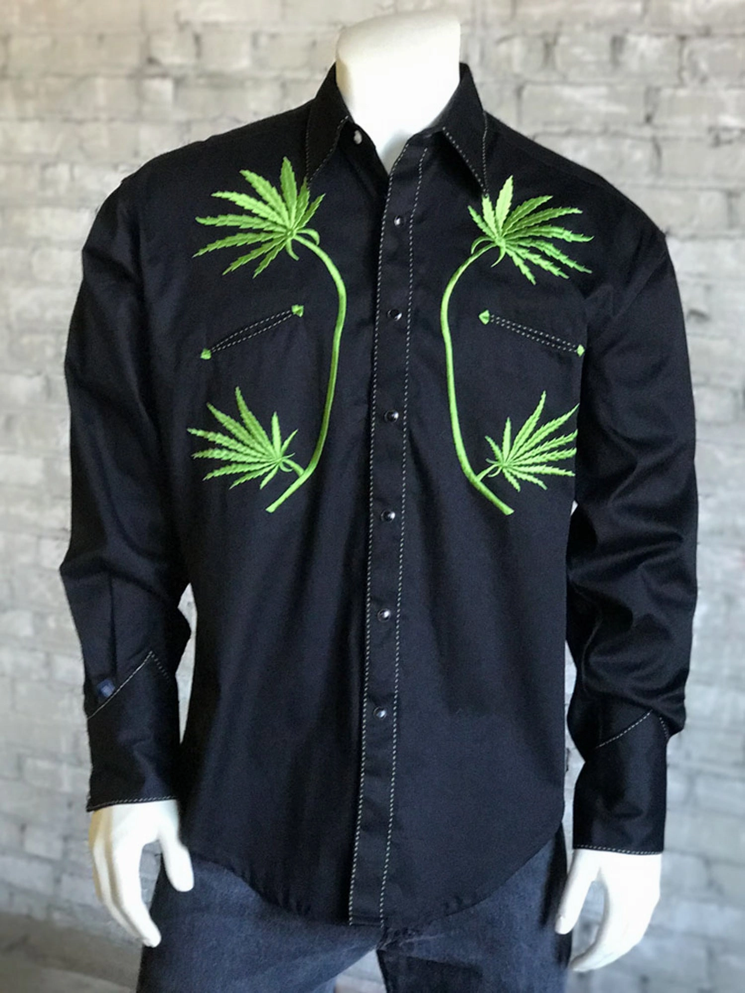 Warm Layers Comfortable Wear Rockmount Mens Black 100% Cotton Cannabis Cowboy L/S Shirt