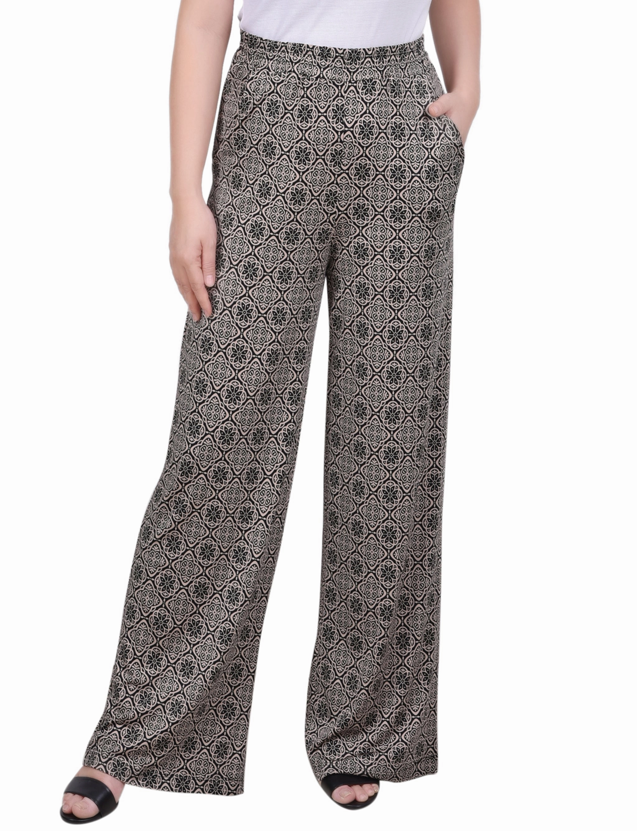 Petite Wide Leg Pull On Pant Comfort Stretch