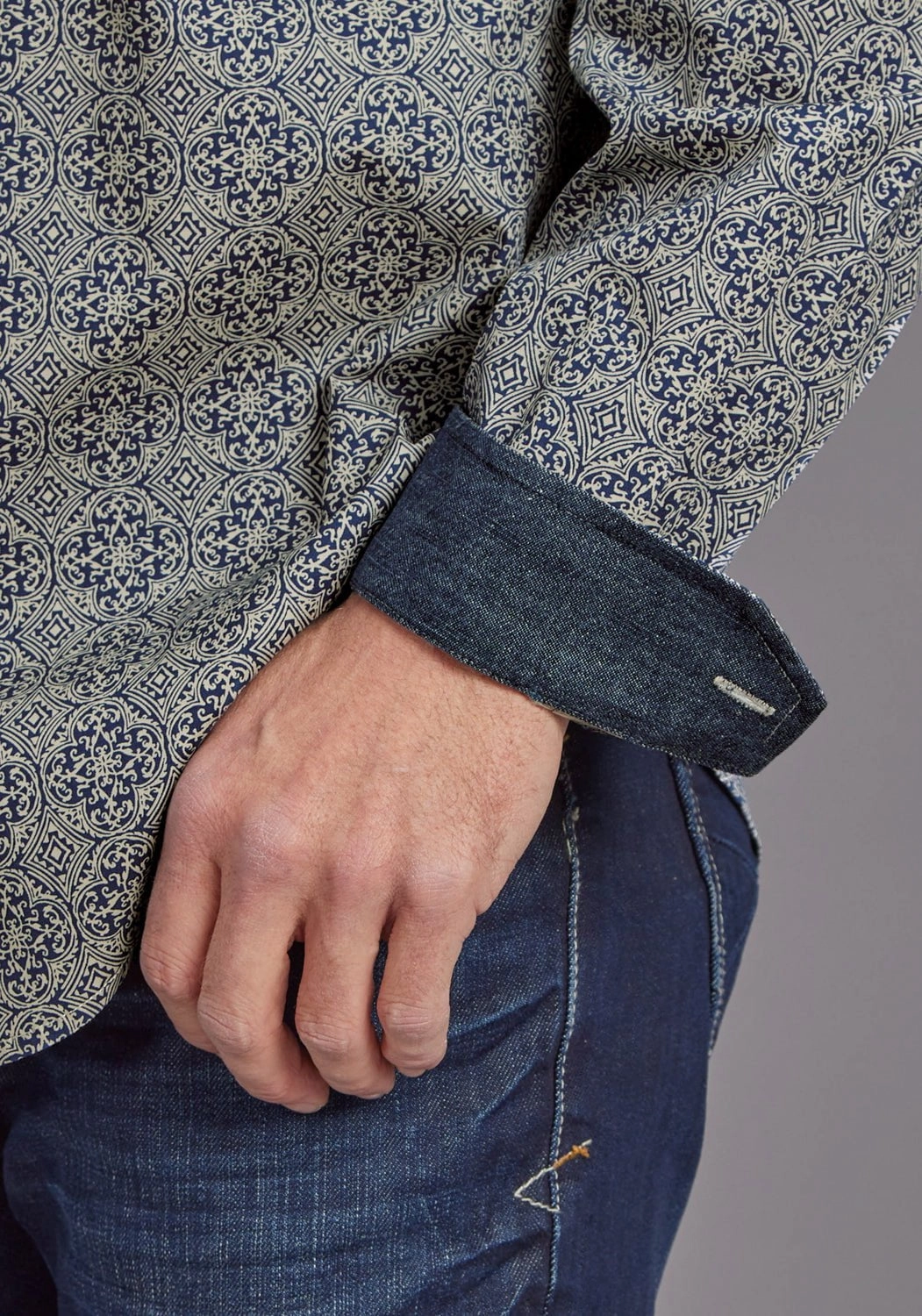 Tagless Design Stetson Mens 2138 Medallion Print Blue 100% Cotton 1 Pkt L/S Shirt