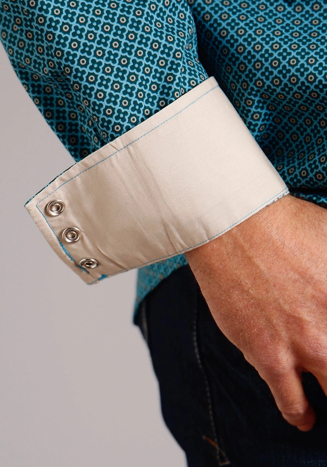 Double Stitched Seams Sustainable Manufacturing Process Stetson Mens Four Leaf Foulard Green 100% Cotton L/S Shirt