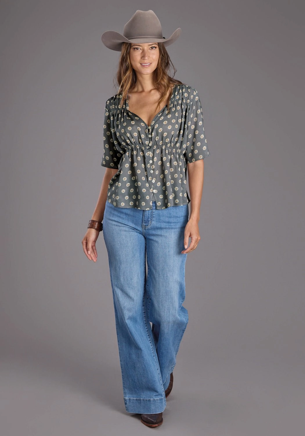 Stetson Womens 2440 Horse Pennies Grey 100% Rayon S/S Blouse Comfort-First Versatile Style