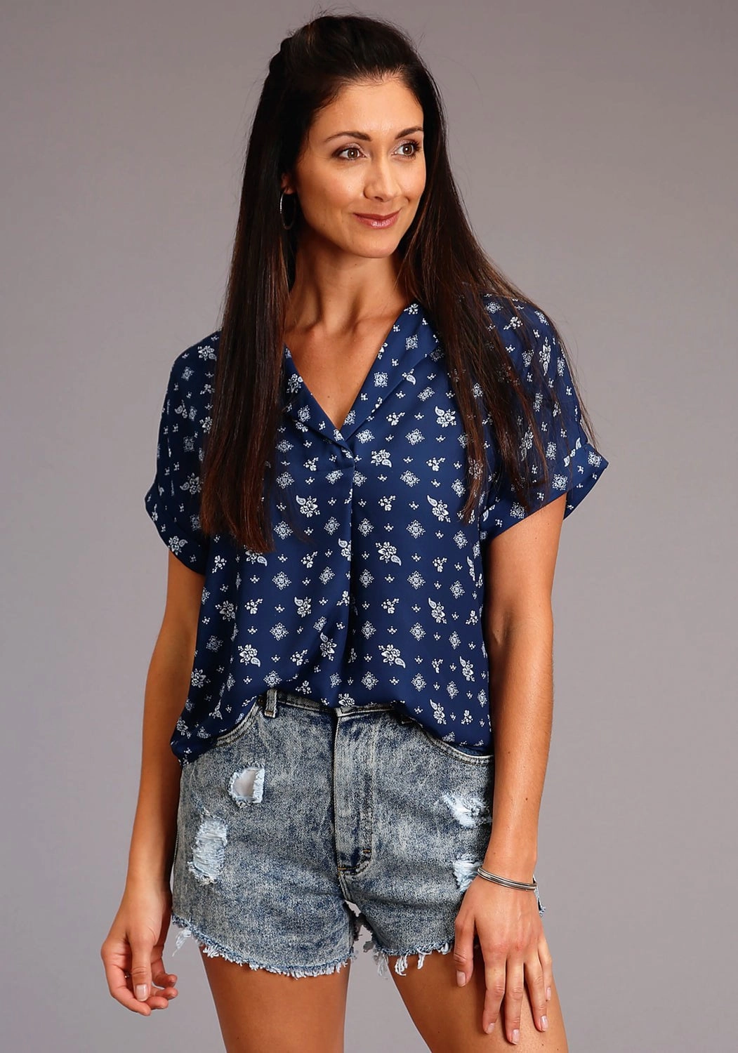 Relaxed Vibe Classic Collar Stetson Womens Blue Rayon/Nylon Vintage Ditzy S/S Blouse