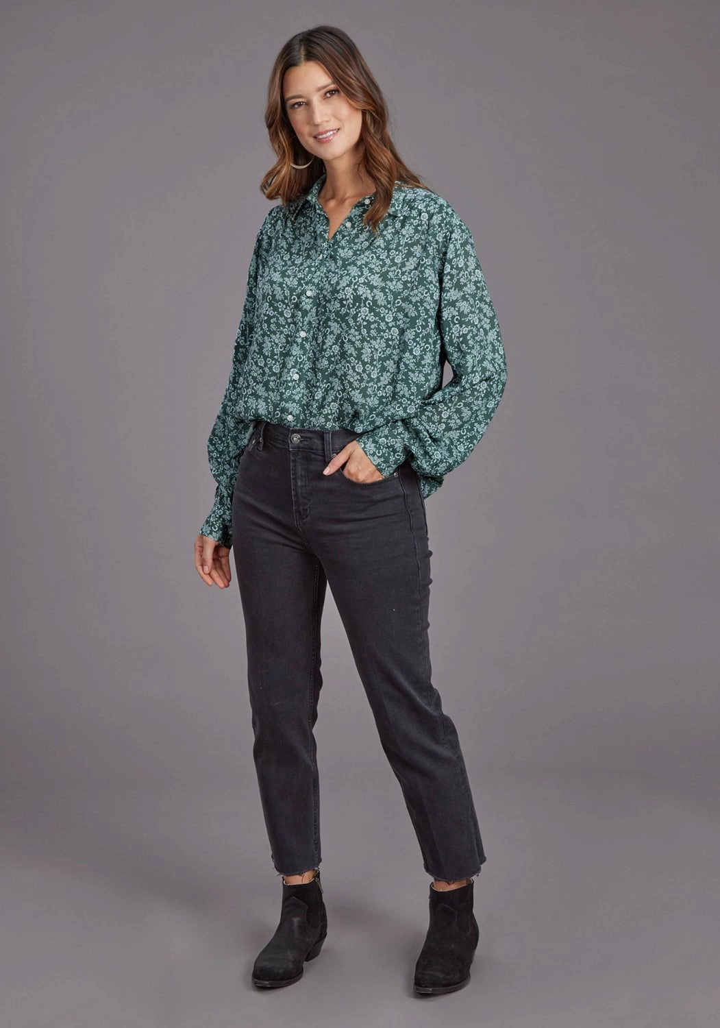 Stetson Womens Lucky Littl Floral Green 100% Rayon Button L/S Blouse Comfort First Fit