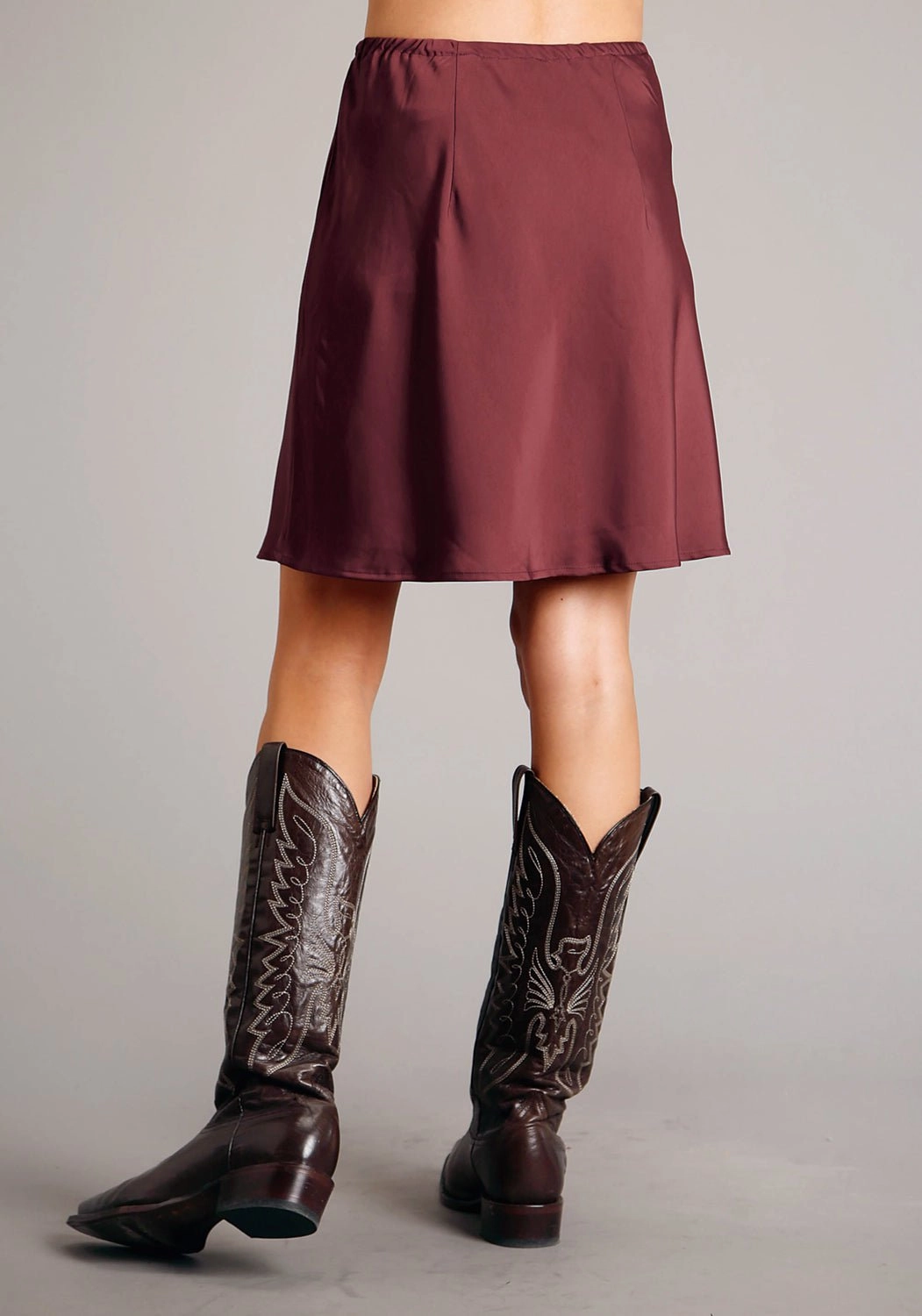 Subtle Detail Adjustable Hem Stetson Womens Satin Wine Poly/Rayon Skirt